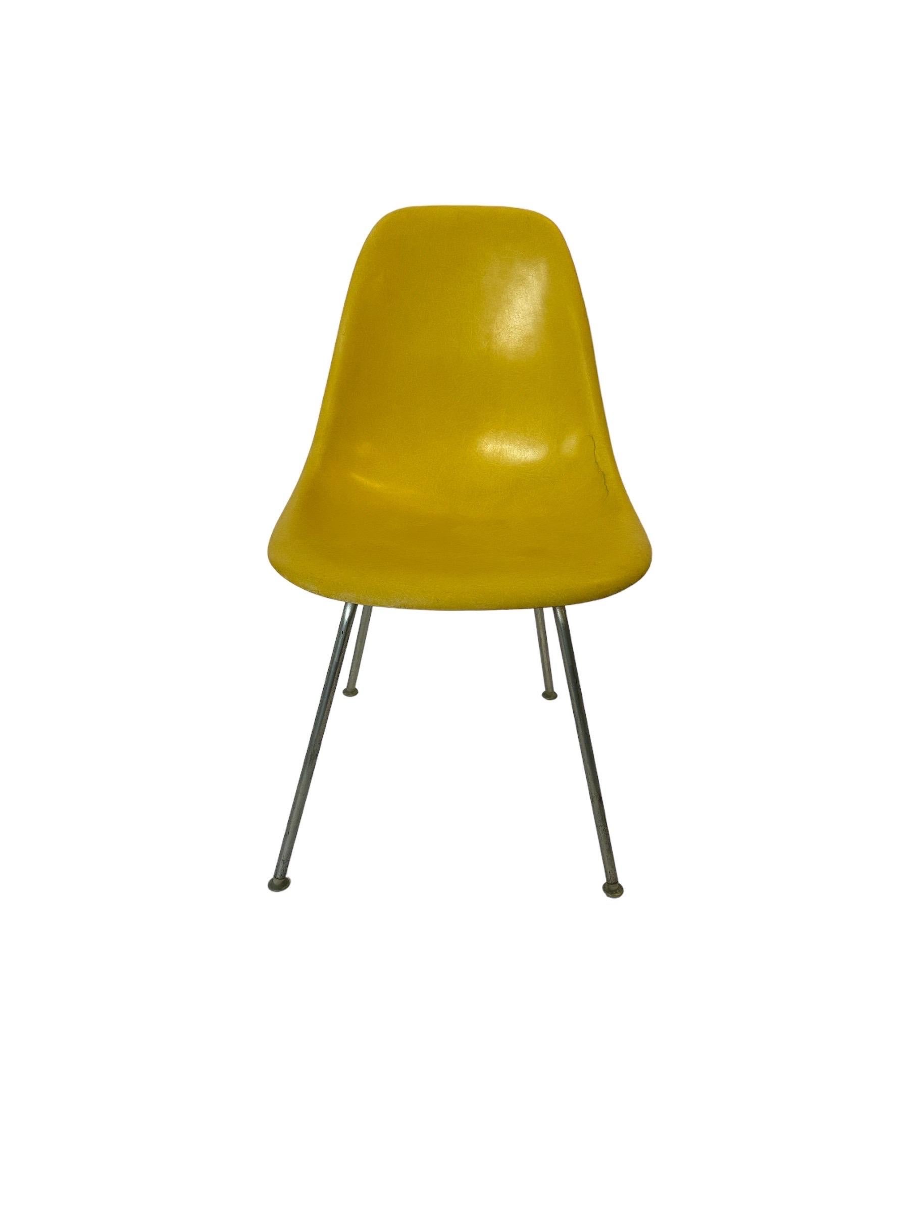 Mid-Century Modern Herman Miller Eames Fiberglass Dining Chair in Brilliant Yellow For Sale