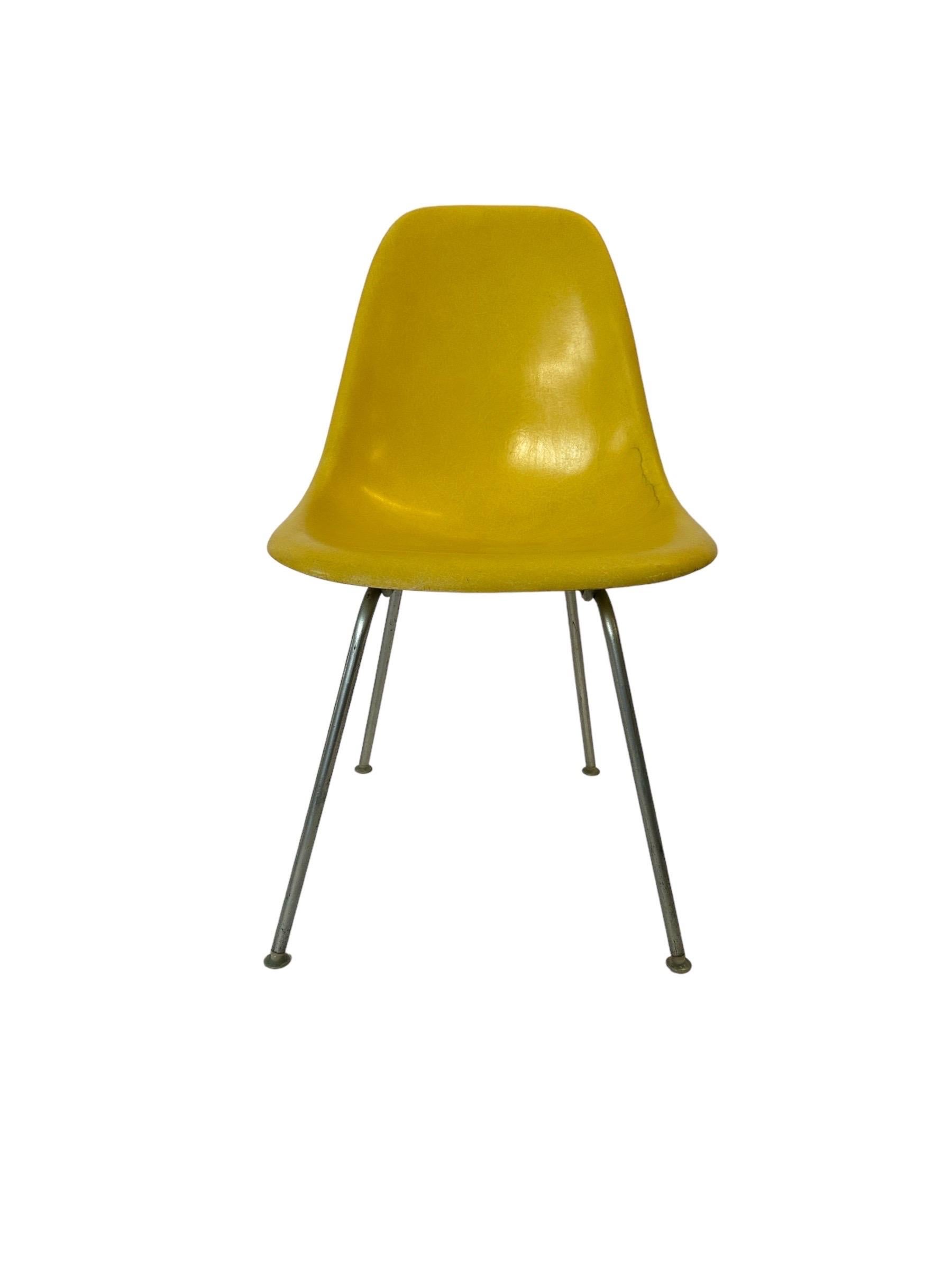 Mid-Century Modern Herman Miller Eames Fiberglass Dining Chair in Brilliant Yellow For Sale