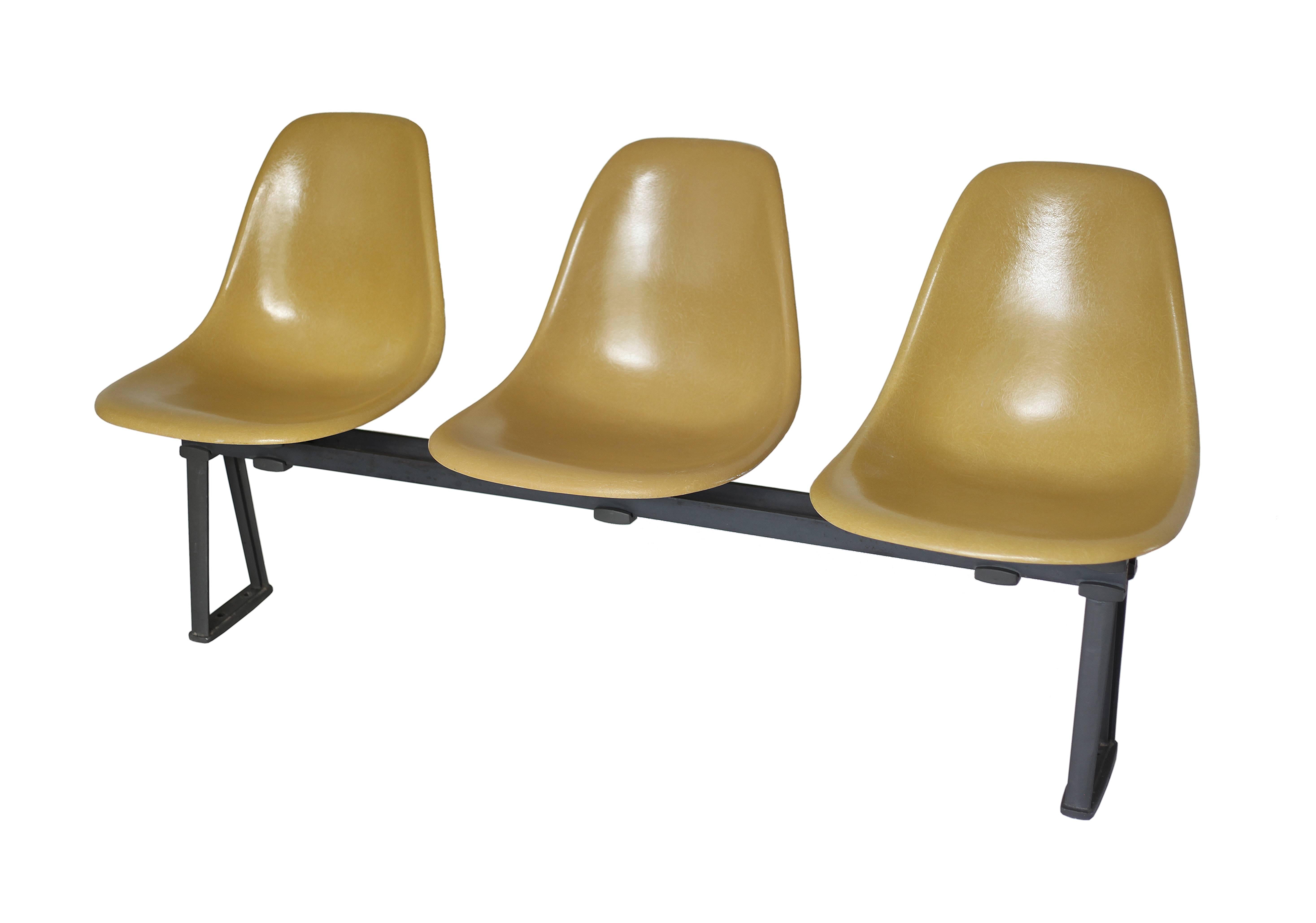 Mid-Century Modern Herman Miller Eames Fiberglass Ochre Chairs on Tandem Seating, 1968