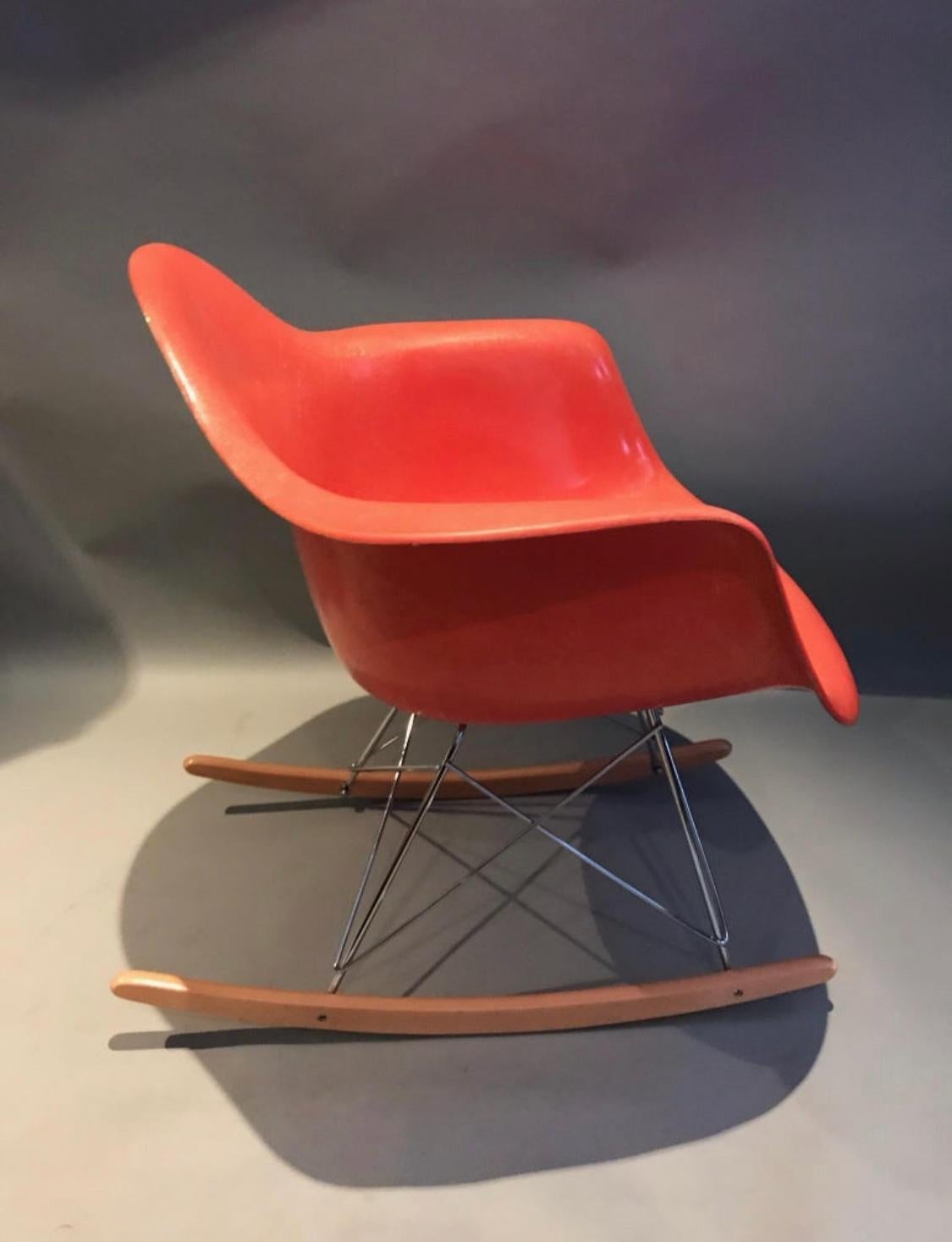 Mid-Century Modern Herman Miller Eames Fiberglass Rocking Chair Model RAR