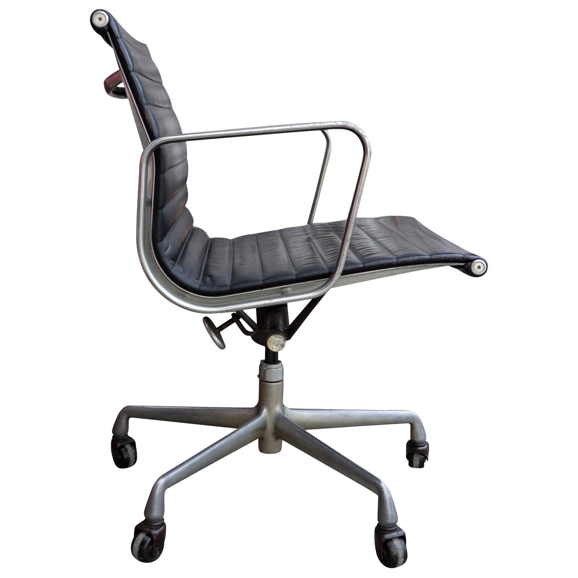 Herman Miller Eames Leather Management Desk Chair