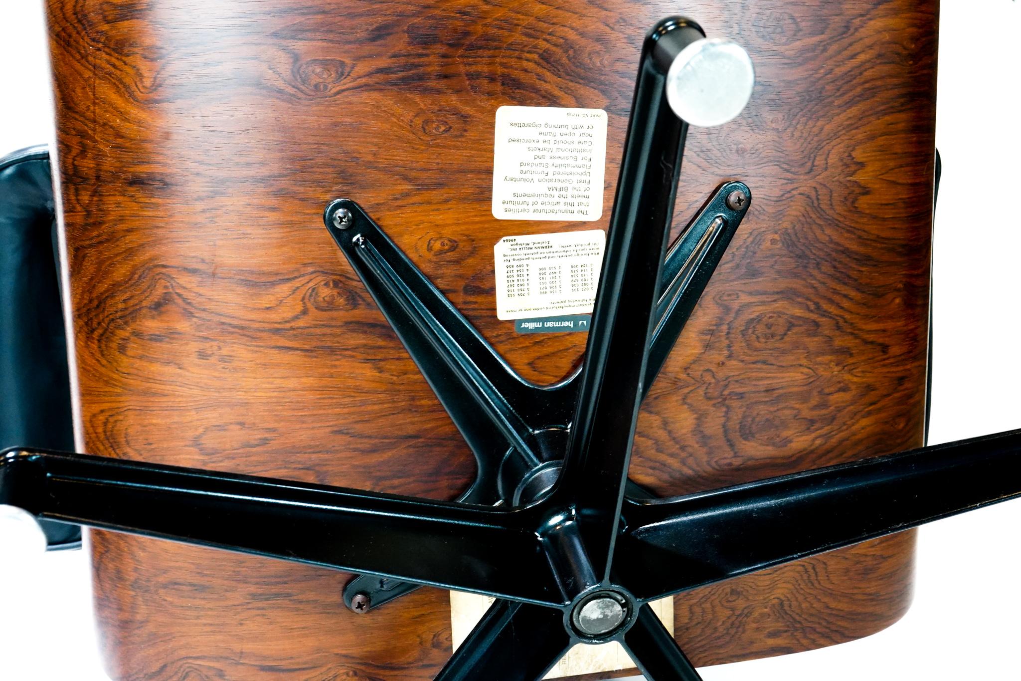 Herman Miller Eames Lounge Chair and Ottoman, 1975 2