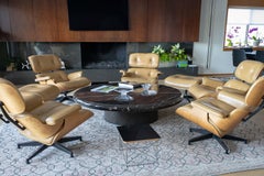 Herman Miller Eames Loungesessel und Ottomane Beige 50. Jahrestag-Ausgabe