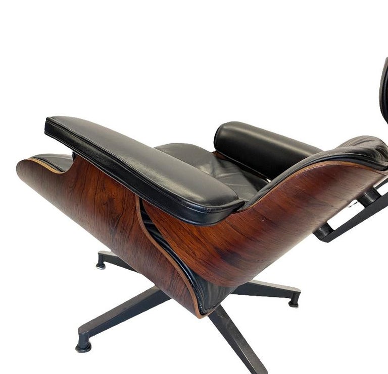 Chaise longue et pouf Eames d'Herman Miller En vente sur 1stDibs