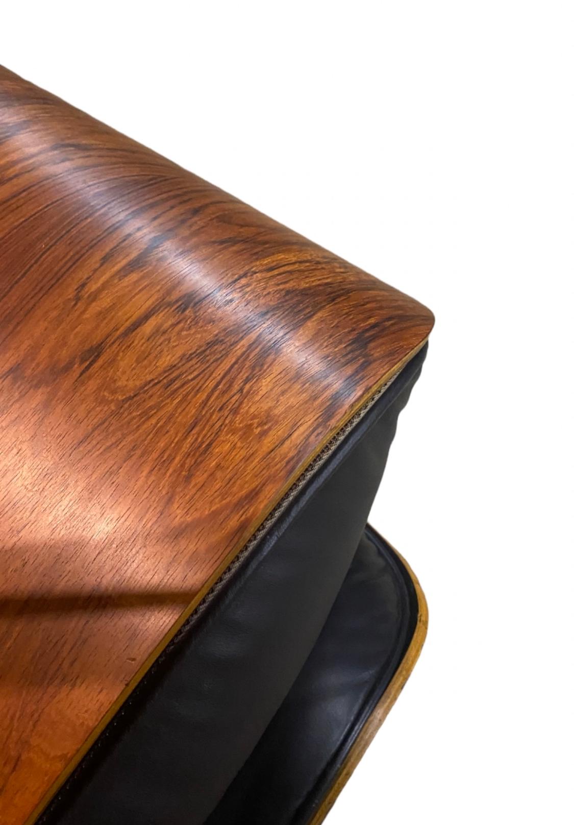 Chaise longue et pouf Eames d'Herman Miller en vente 7