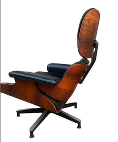 Herman Miller Eames Lounge Chair und Ottoman