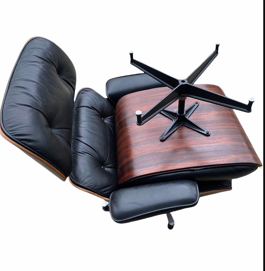Wood Herman Miller Eames Lounge Chair and Ottoman