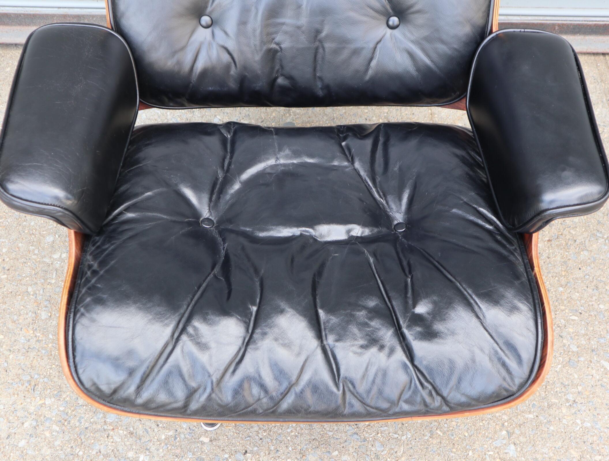 Herman Miller Eames Lounge Chair and Ottoman in Rosewood 3