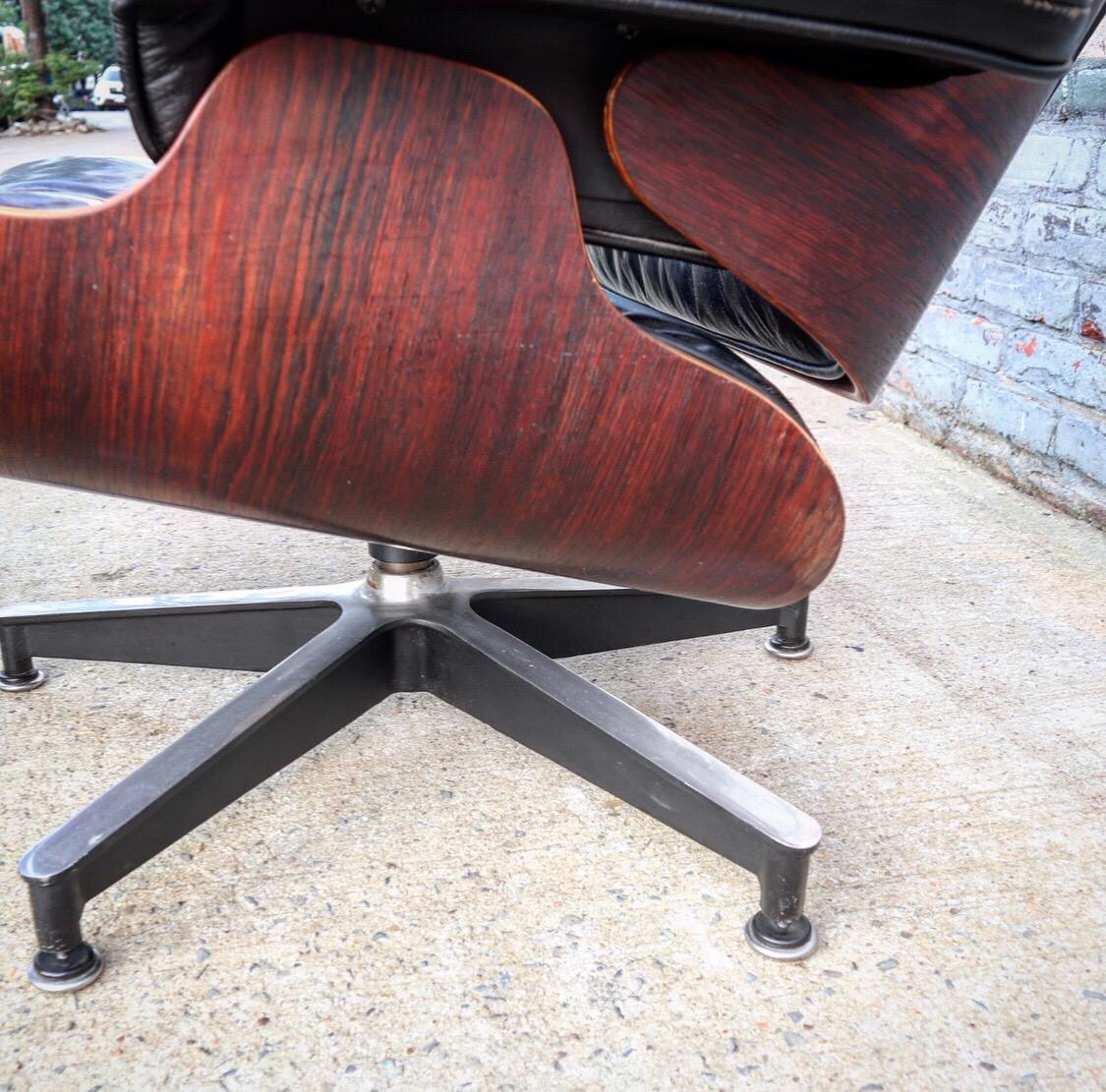 Herman Miller Eames Lounge Chair and Ottoman in Rosewood 10