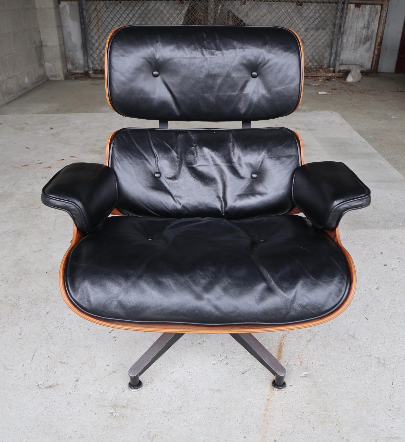 20th Century Herman Miller Eames Lounge Chair and Ottoman in Rosewood