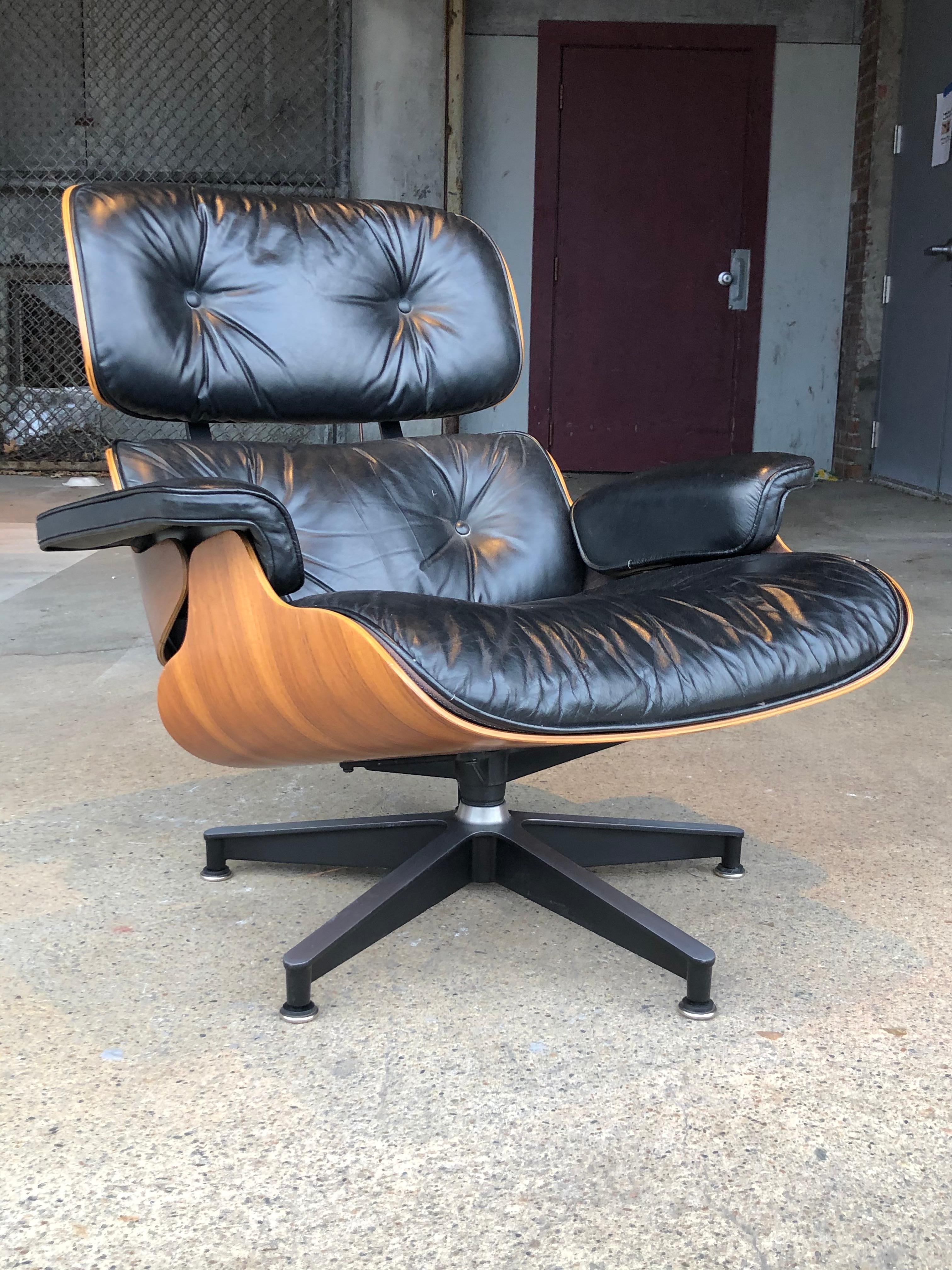 Leather Herman Miller Eames Lounge Chair