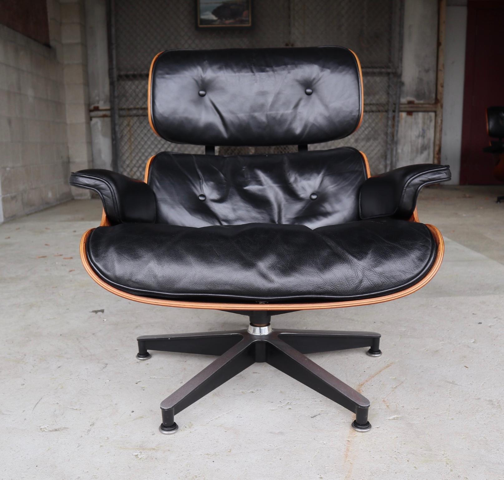 20th Century Herman Miller Eames Lounge Chair in Rosewood