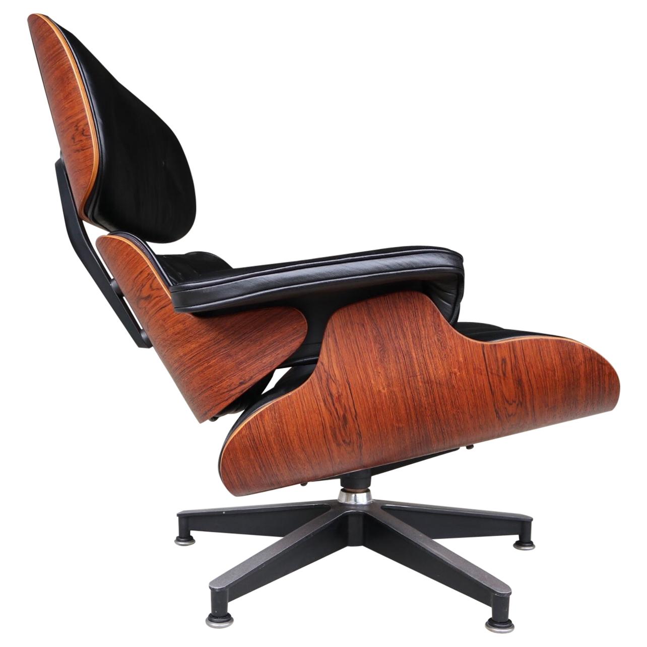 Herman Miller Eames Lounge Chair in Rosewood