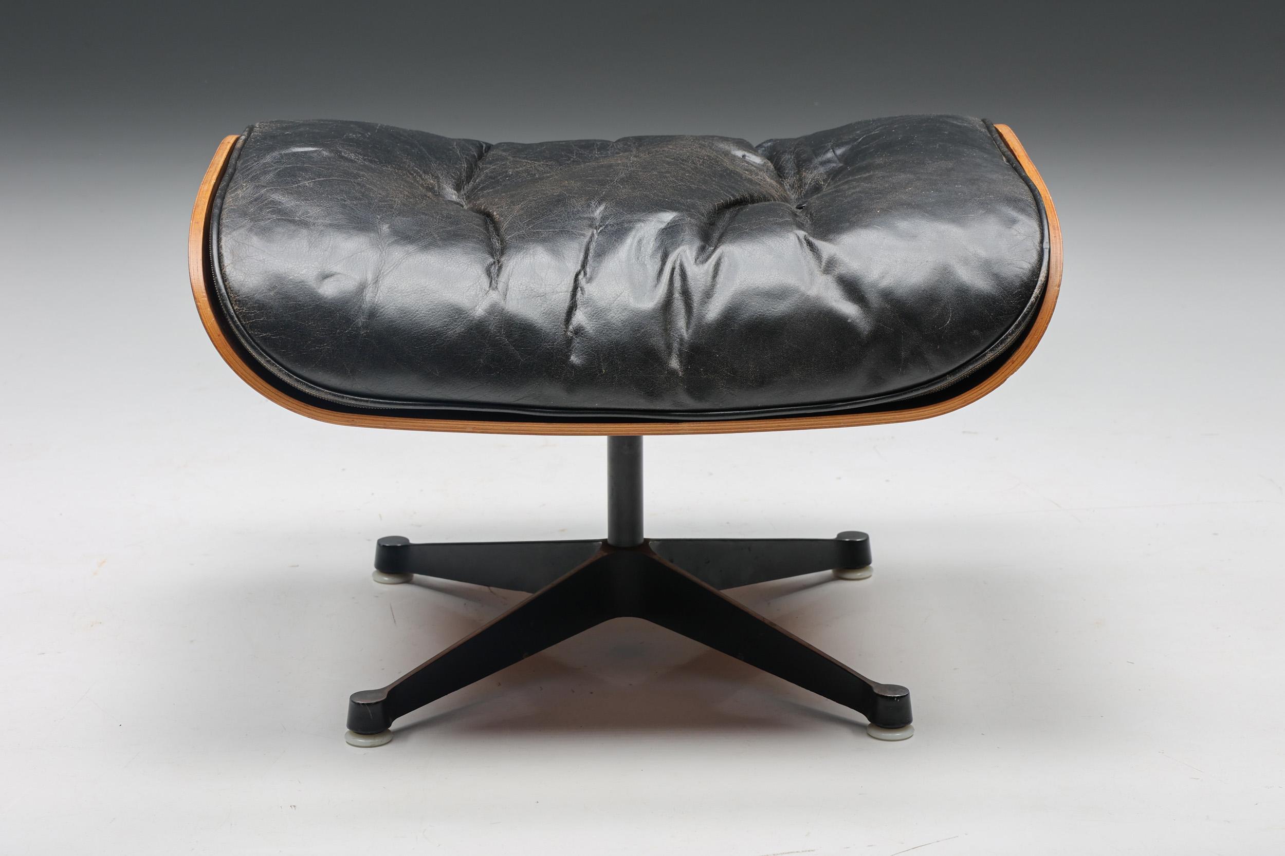 Herman Miller Eames Lounge Chair & Ottoman, models 670 & 671, 1957 3