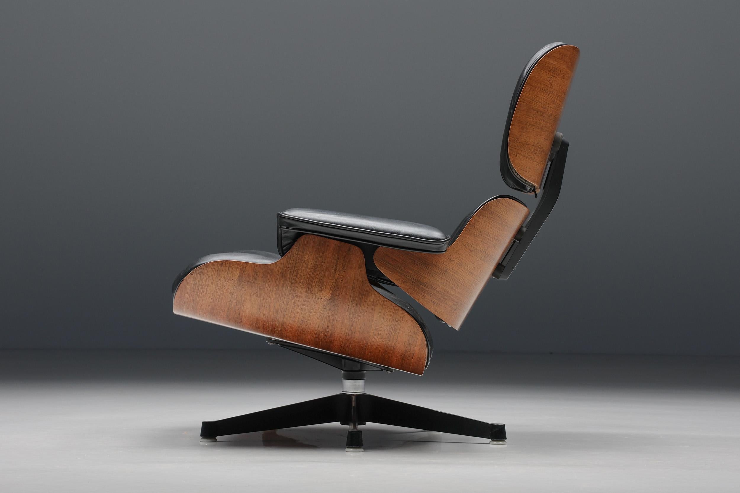 Mid-20th Century Herman Miller Eames Lounge Chair & Ottoman, Models 670 & 671, 1957