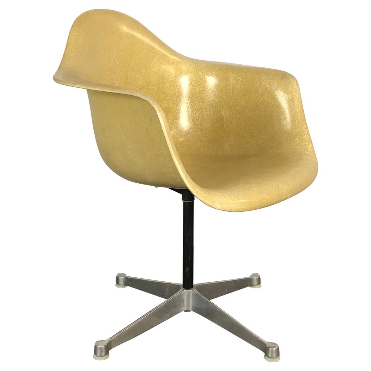 Herman Miller Eames PSC Swivel Office Desk Chair