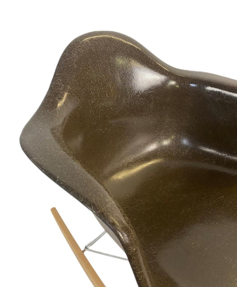 American Herman Miller Eames RAR Rocking Chair in Seal Brown For Sale