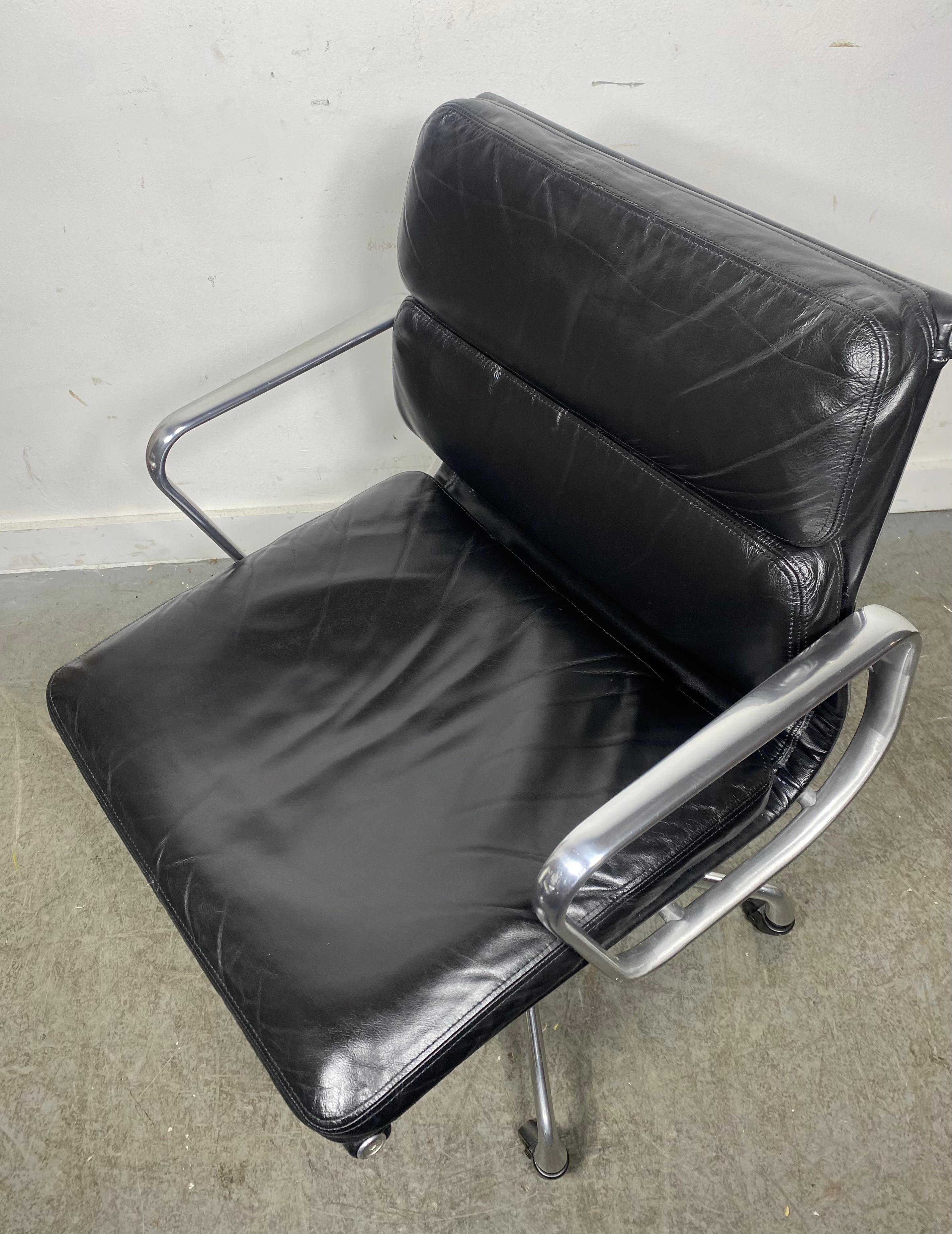 Herman Miller Eames Soft Pad Aluminum Black Leather Desk Chair 2
