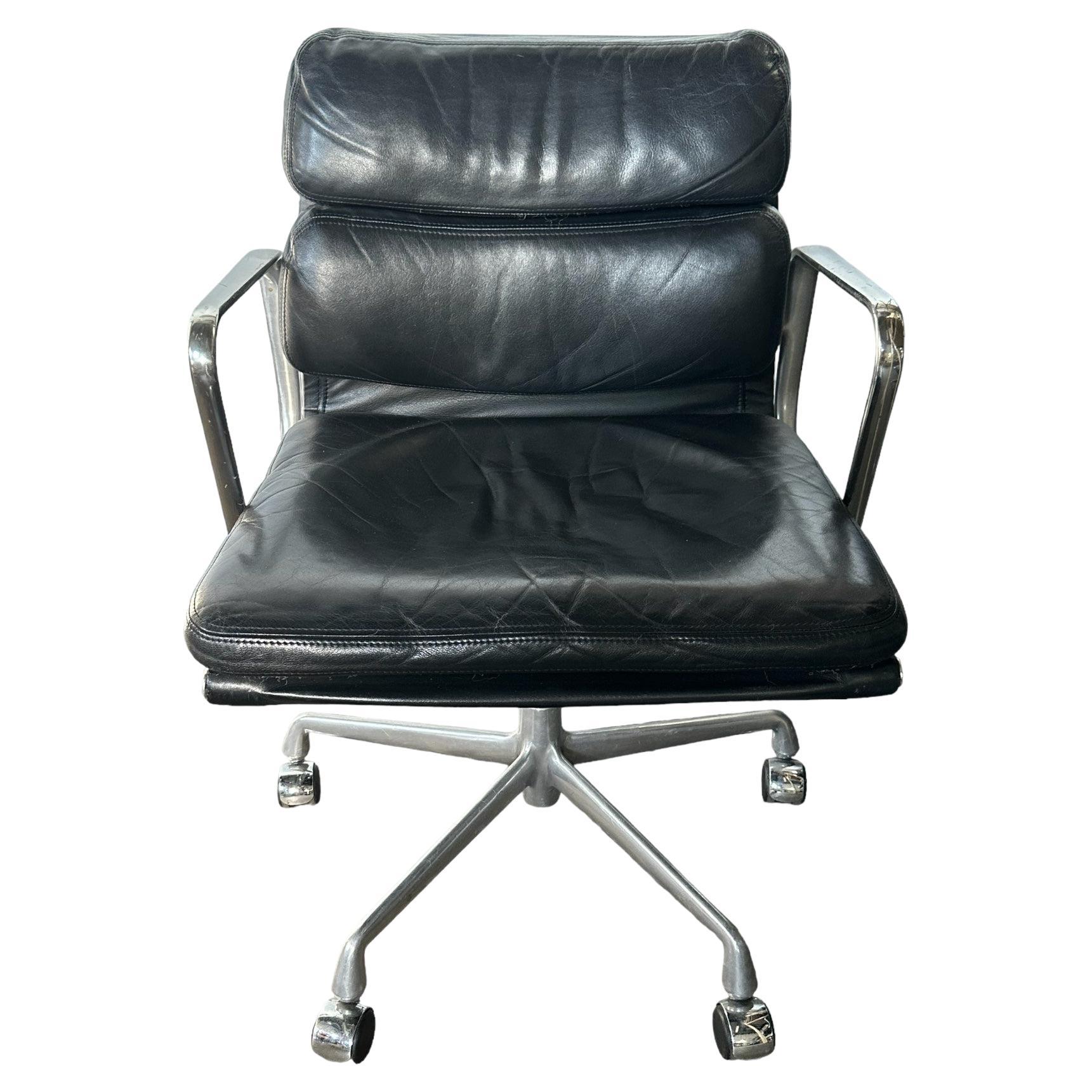 Herman Miller Eames Soft Pad Aluminum Leather Desk Chair 