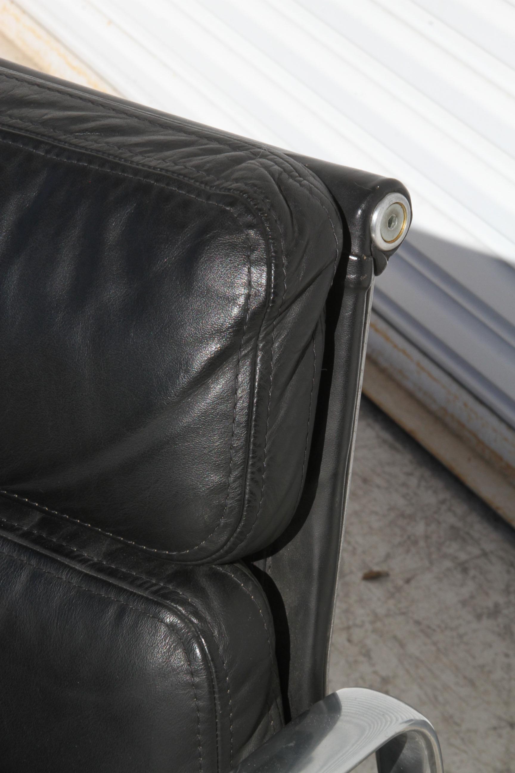 Juego De 10 Sillas Herman Miller Eames Soft Pad en venta 11