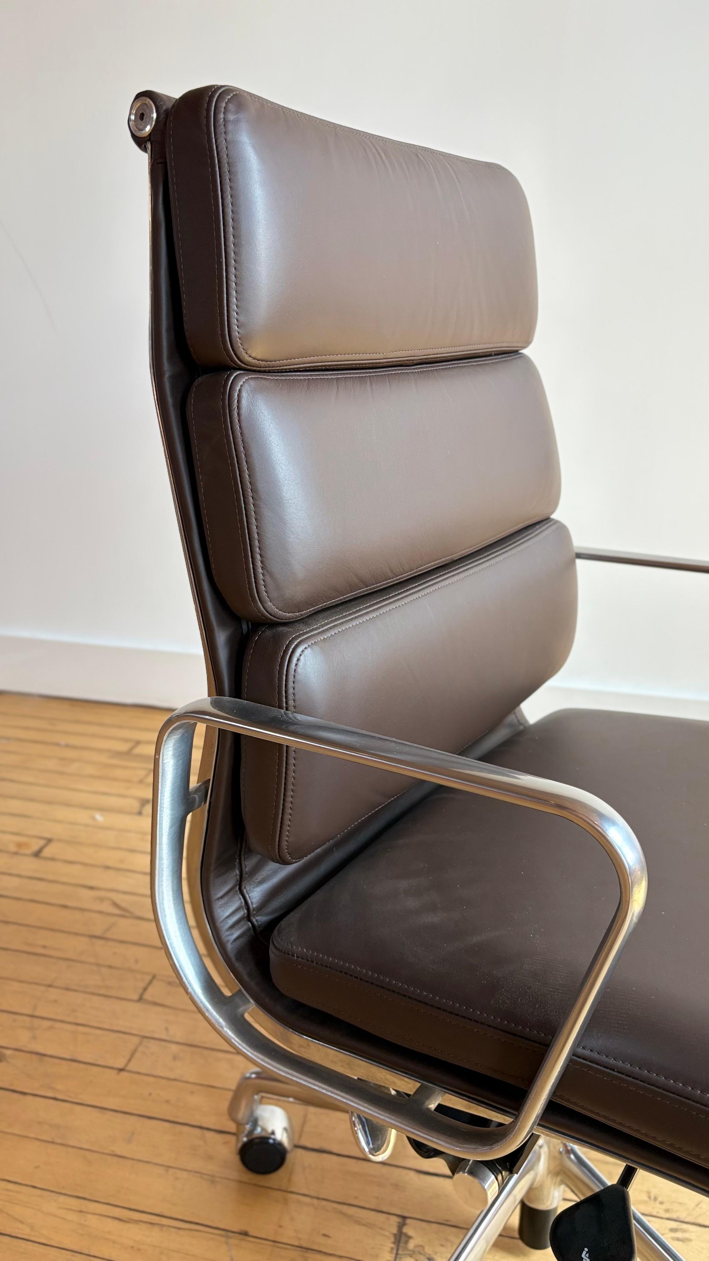 Mid-Century Modern Herman Miller Eames Soft Pad Dark Brown For Sale