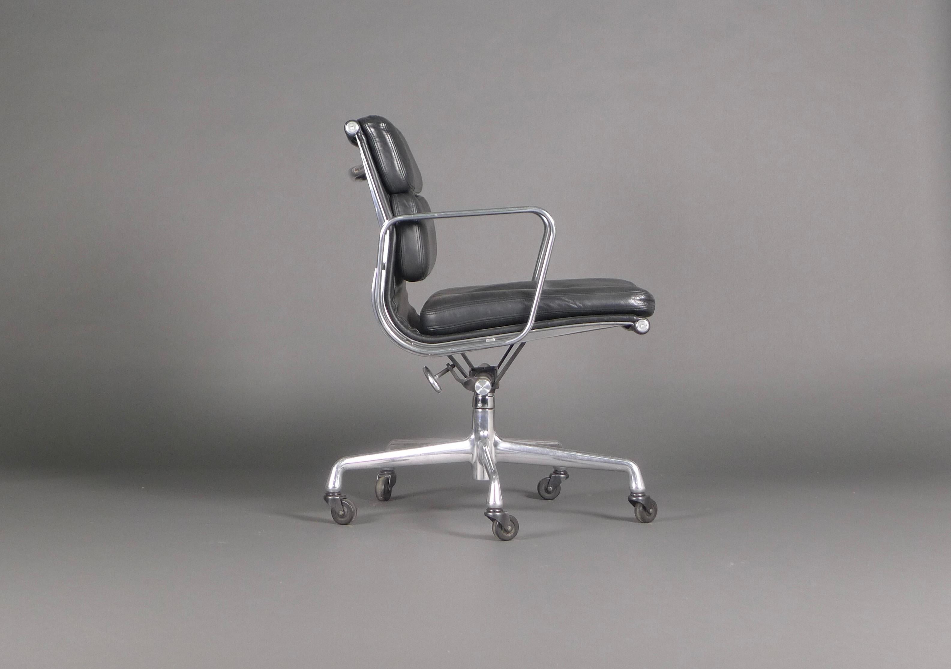 American Herman Miller Eames Soft Pad Desk Chair, Low Back, Tilt and Swivel, model EA435