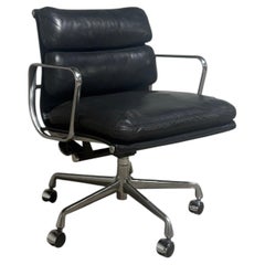 Herman Miller Eames Soft Pad Executive Black Leather