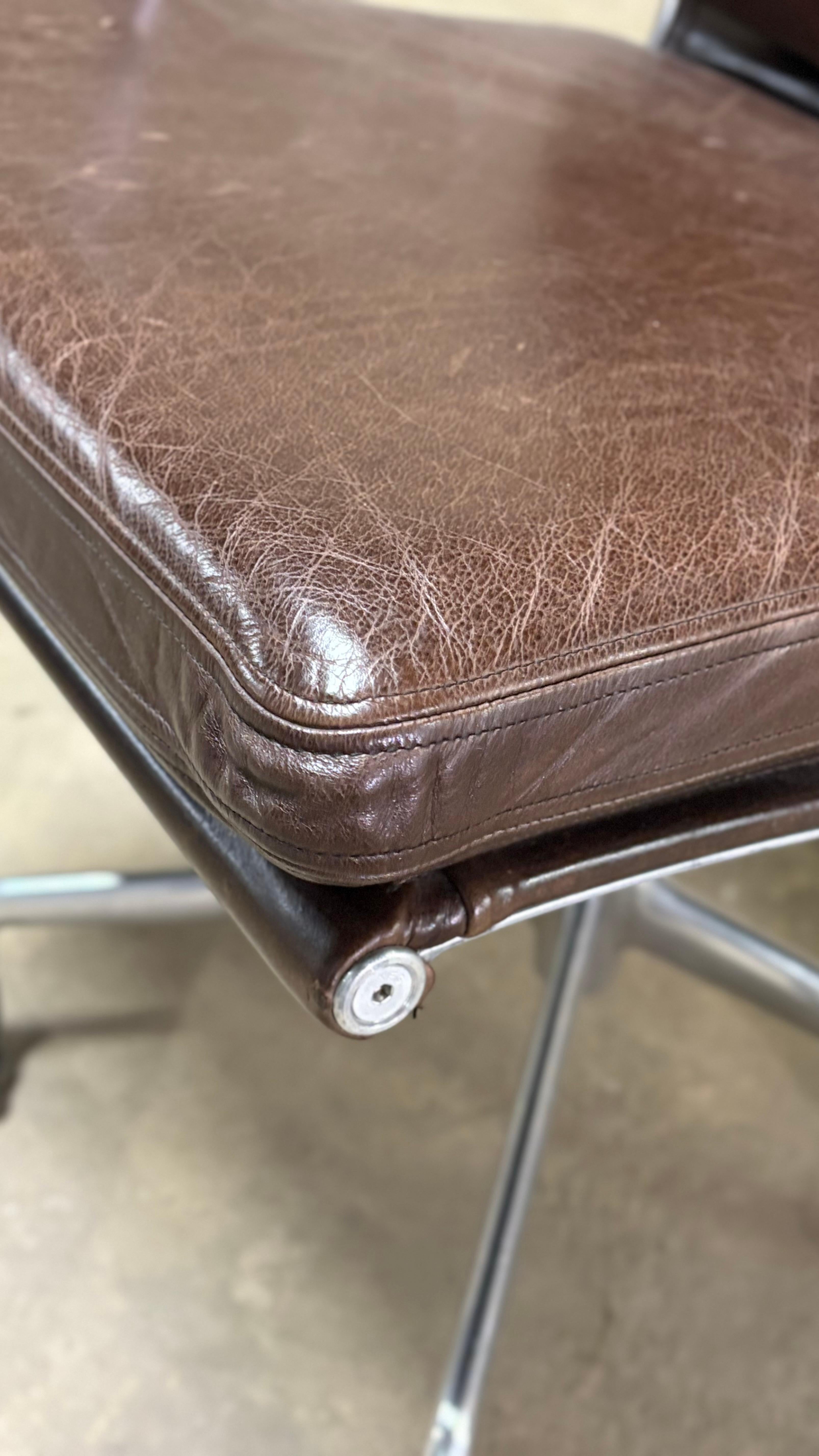 Americano Sedia Herman Miller Eames Soft Pad Management in vendita