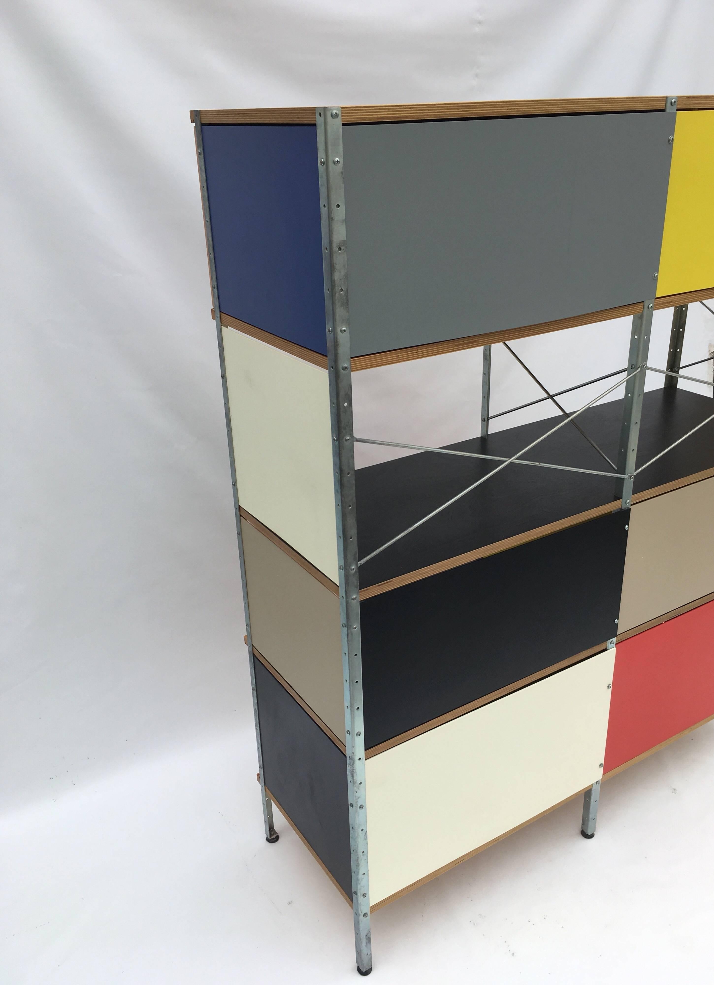 Herman Miller Eames Aufbewahrungseinheit ESU im Zustand „Gut“ in Miami, FL