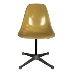 Herman Miller Eames Swivel Desk Chair for Home Office