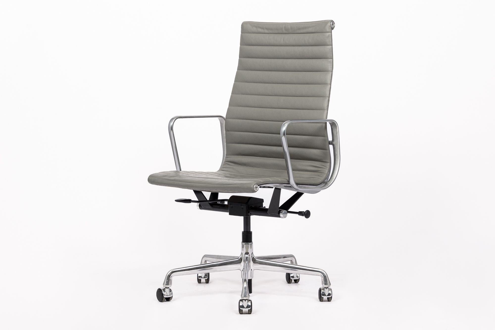 Herman Miller Eames Tall Gray Leather Desk Chairs Executive Thin Pad For Sale 8