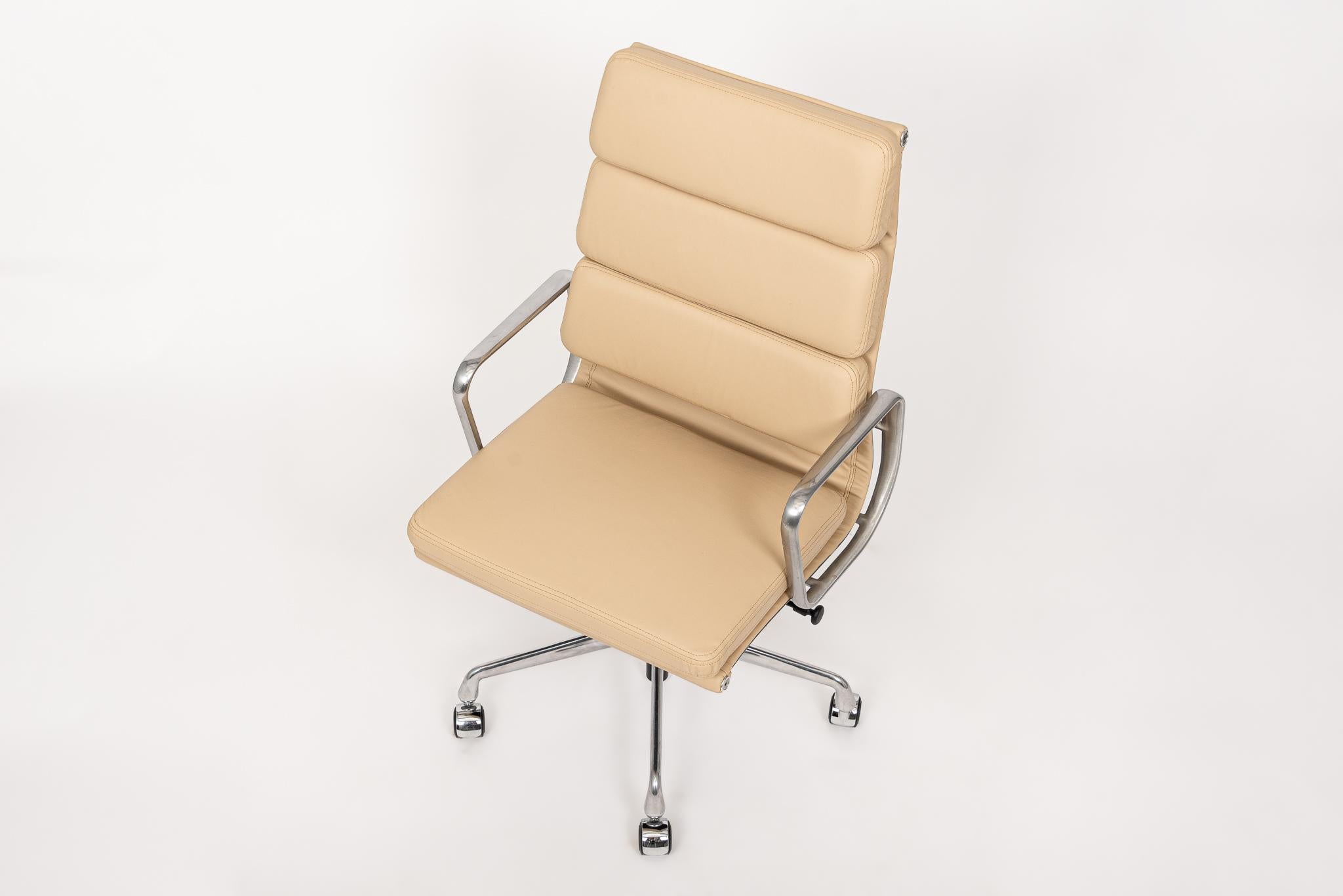 Herman Miller Eames Tall Tan Leather Office Chair Aluminum Group 3