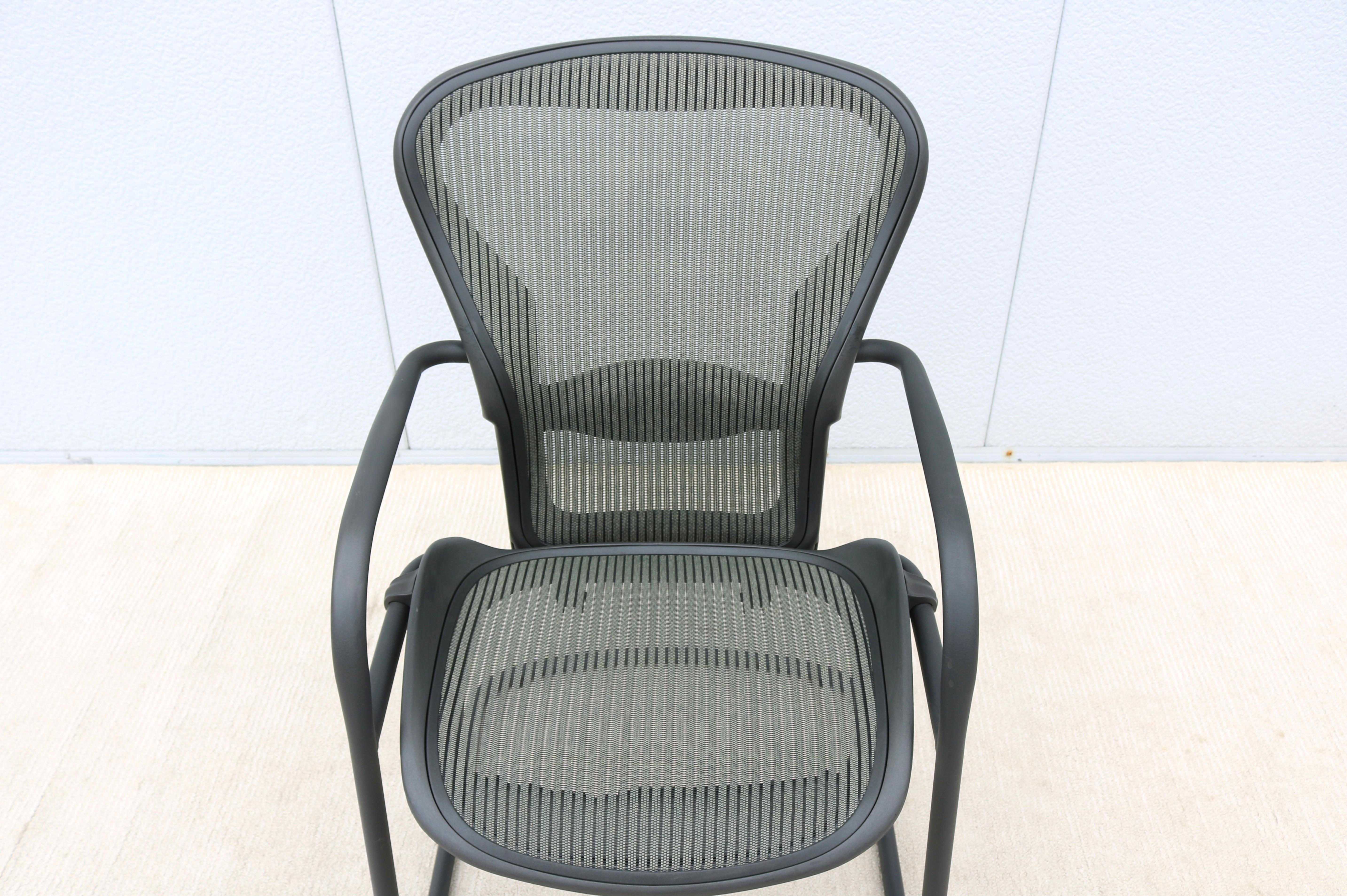 Herman Miller Sedia ergonomica Aeron da tavolo o da fianco Taglia B in Nickel Mesh in vendita 8