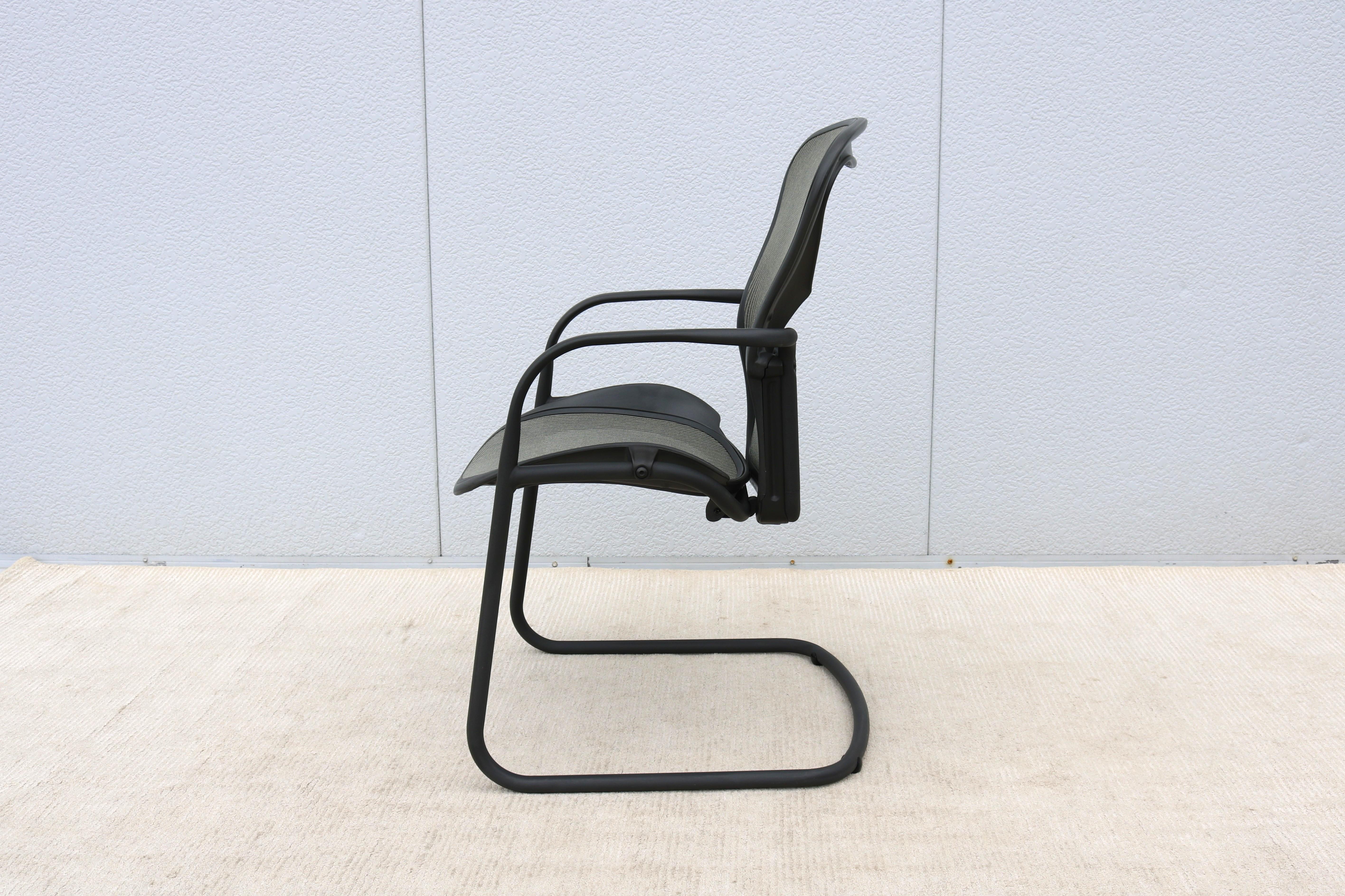 Herman Miller Sedia ergonomica Aeron da tavolo o da fianco Taglia B in Nickel Mesh in vendita 2