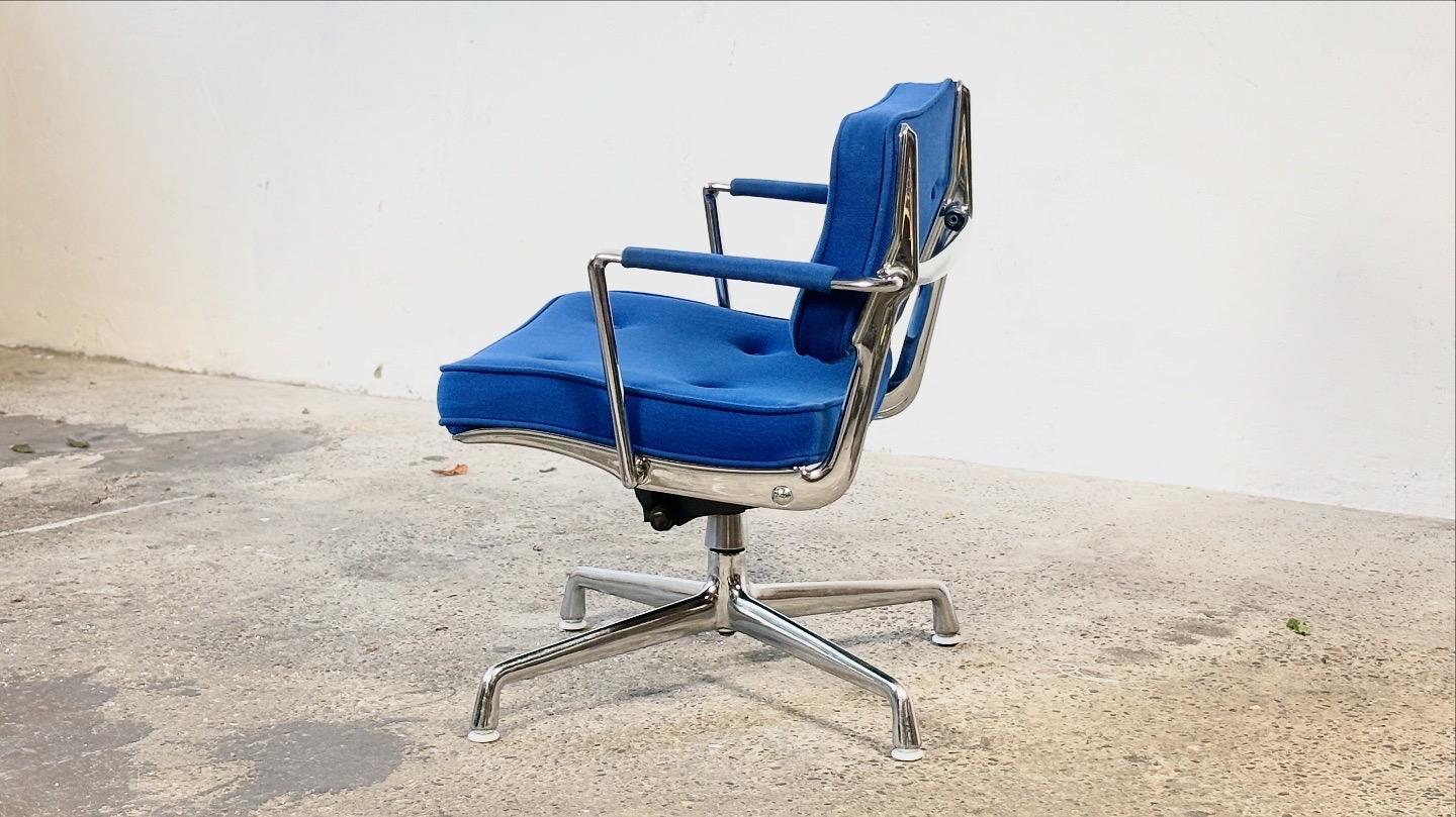 Herman Miller ES102 Intermediat-Stuhl Design Charles & Ray Eames im Angebot 6