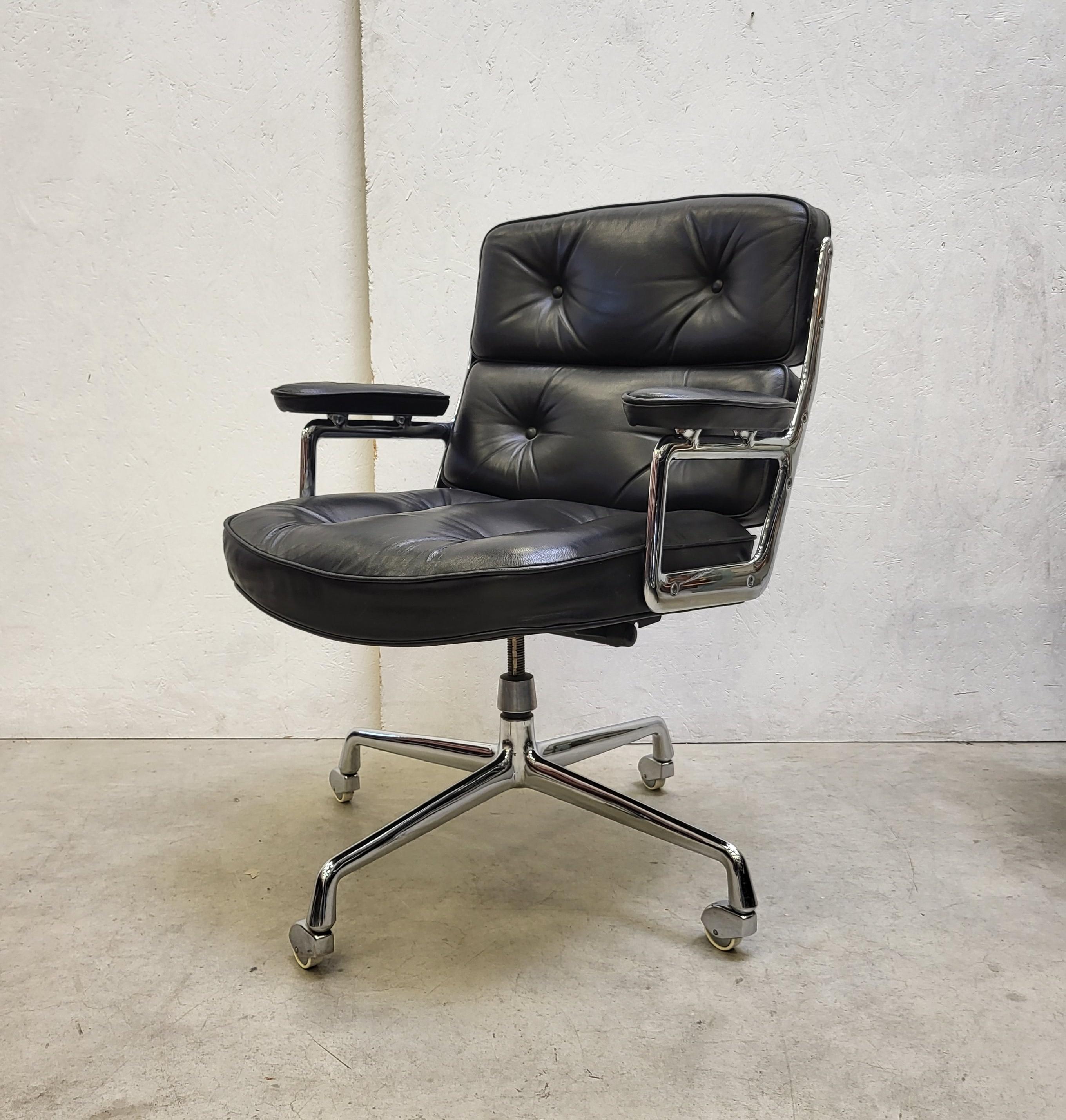 Aluminum Herman Miller ES104 Time Life Lobby Office Chair by Charles Eames