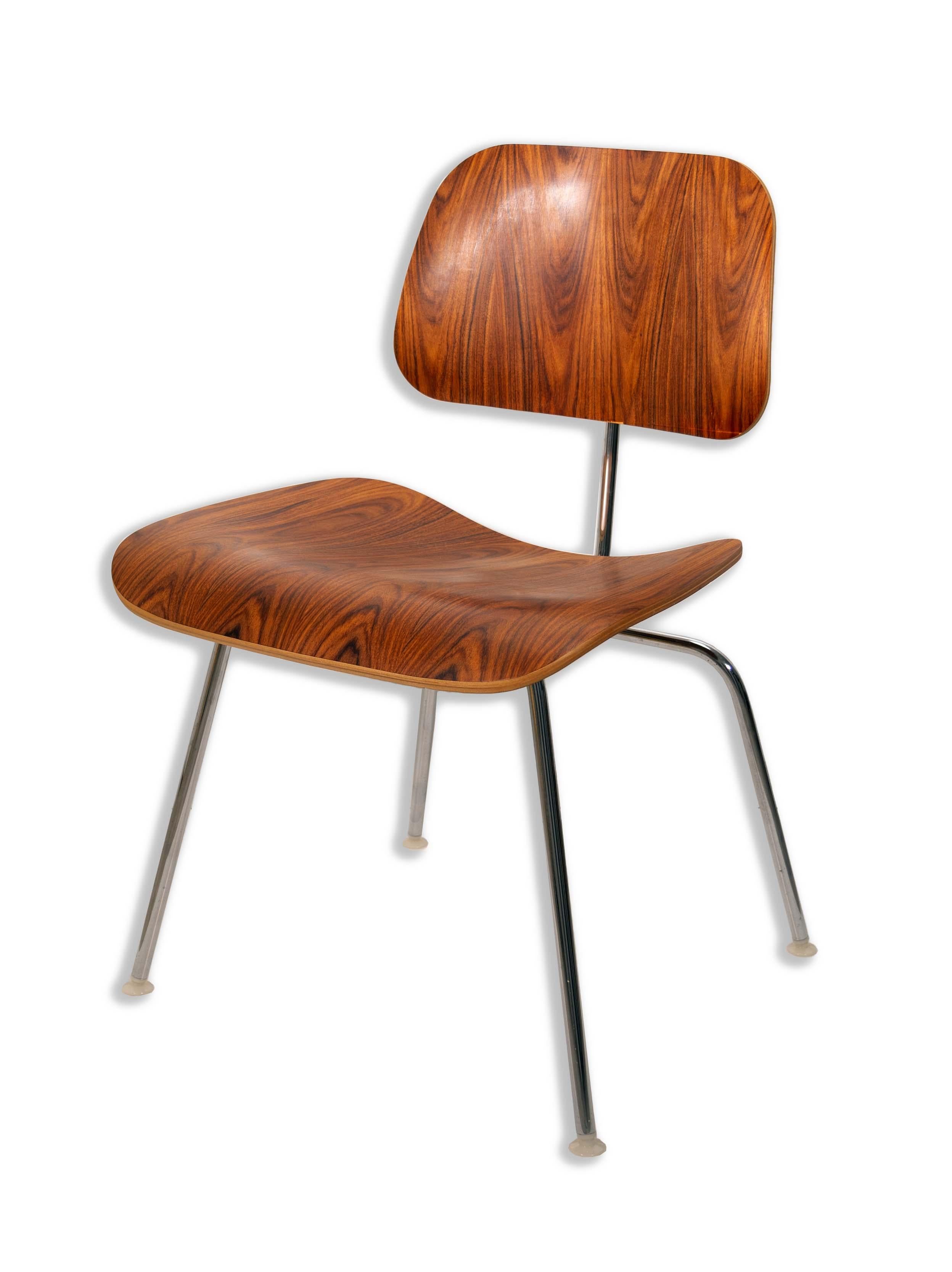 Herman Miller for Eames DCM Rosewood Chair Mid Century Modern In Good Condition In Keego Harbor, MI