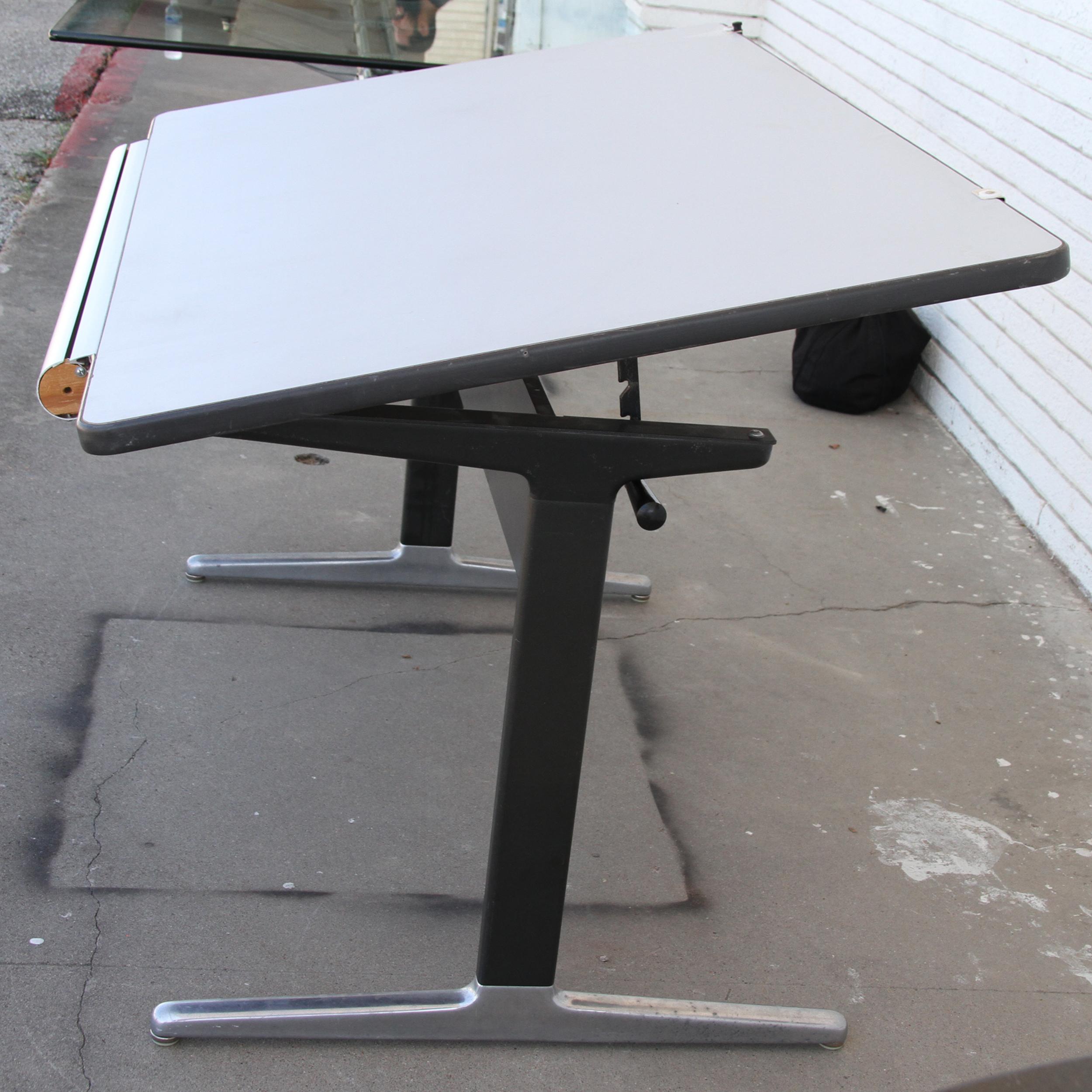 Mid-Century Modern Herman Miller George Nelson (AO2) Drafting Table