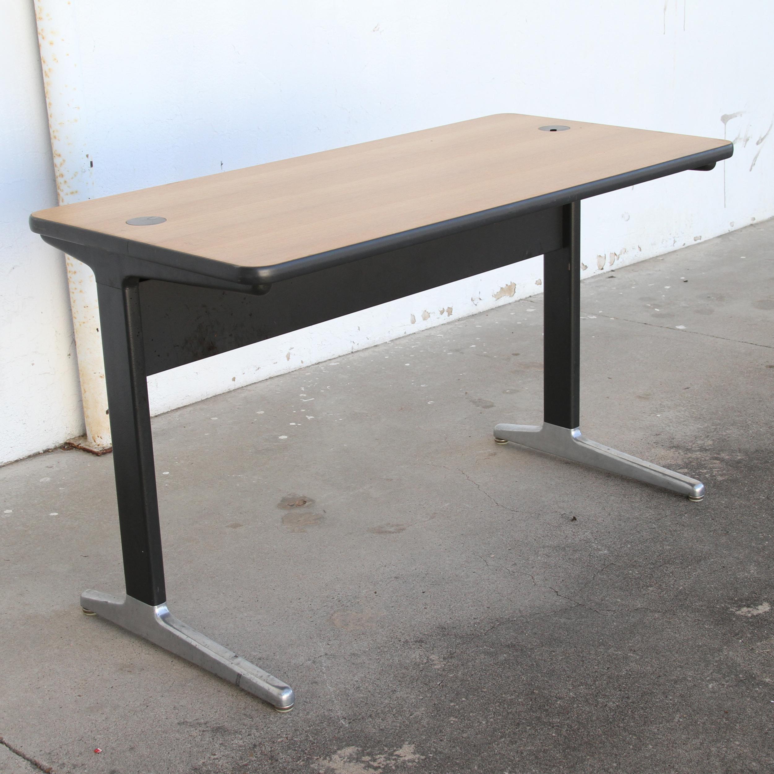 American Herman Miller George Nelson & Robert Propst A02 Desk For Sale