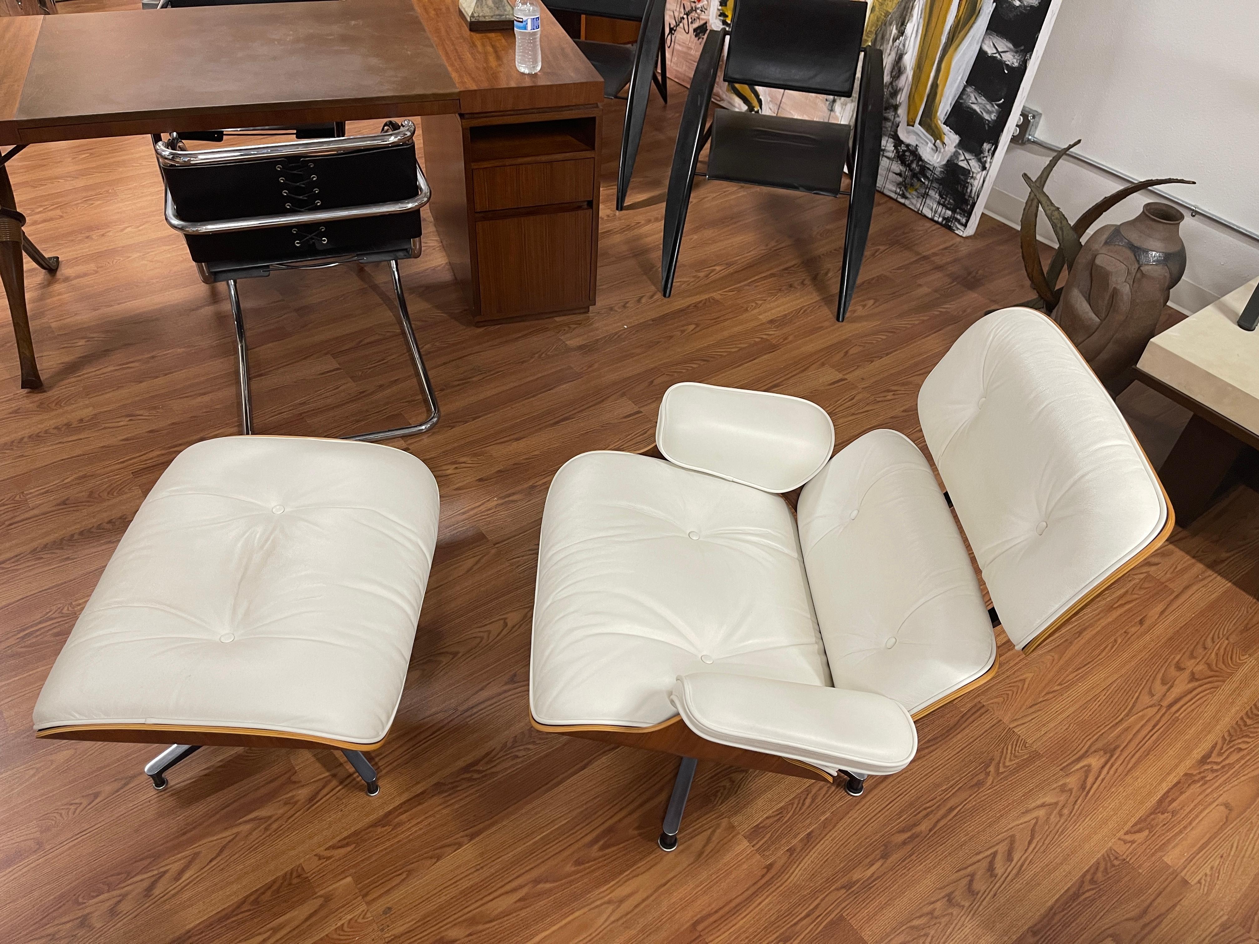 Herman Miller Ivory Leather Eames Lounge Chair and Ottoman 670/671 7