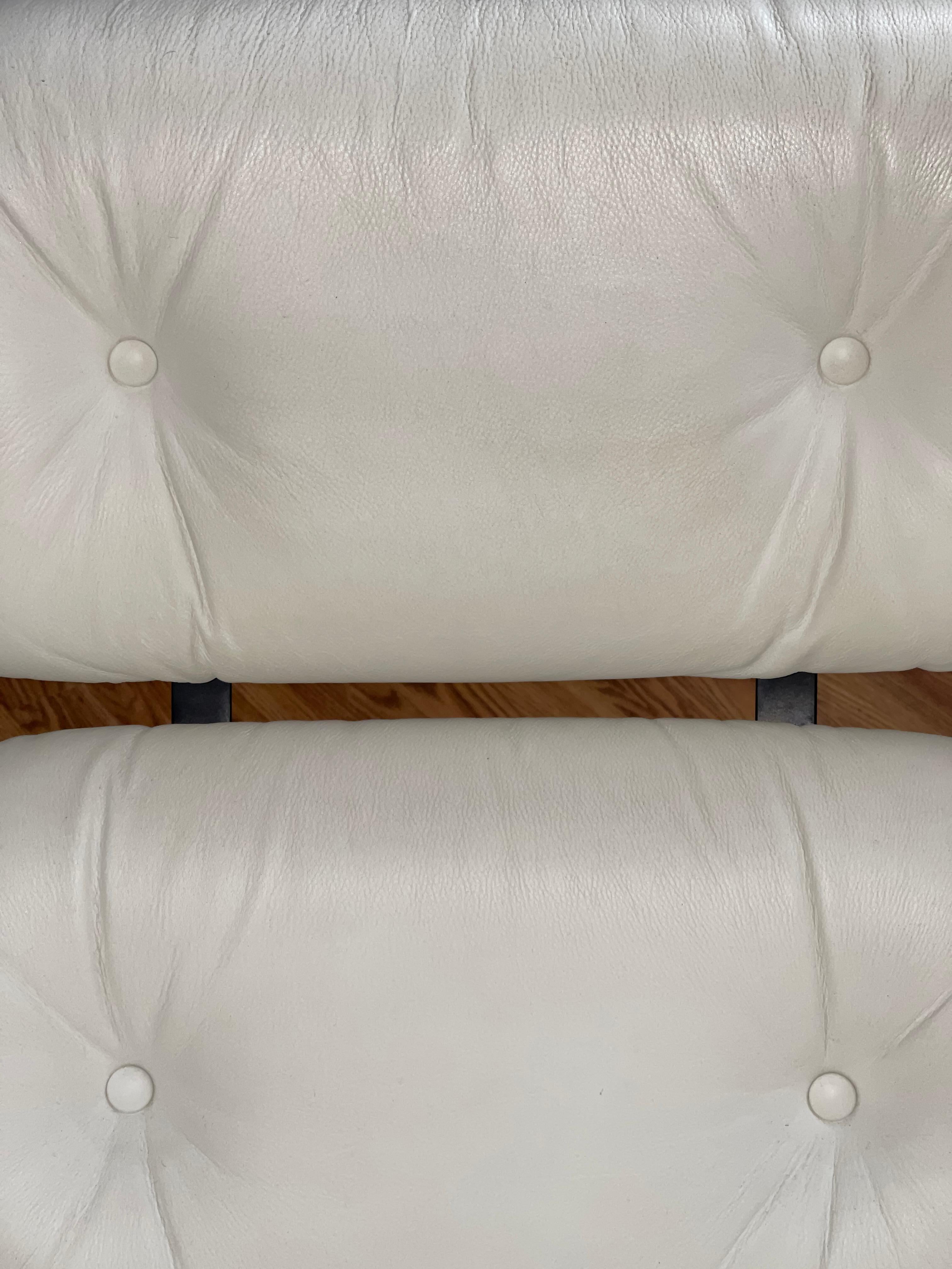 Herman Miller Ivory Leather Eames Lounge Chair and Ottoman 670/671 8
