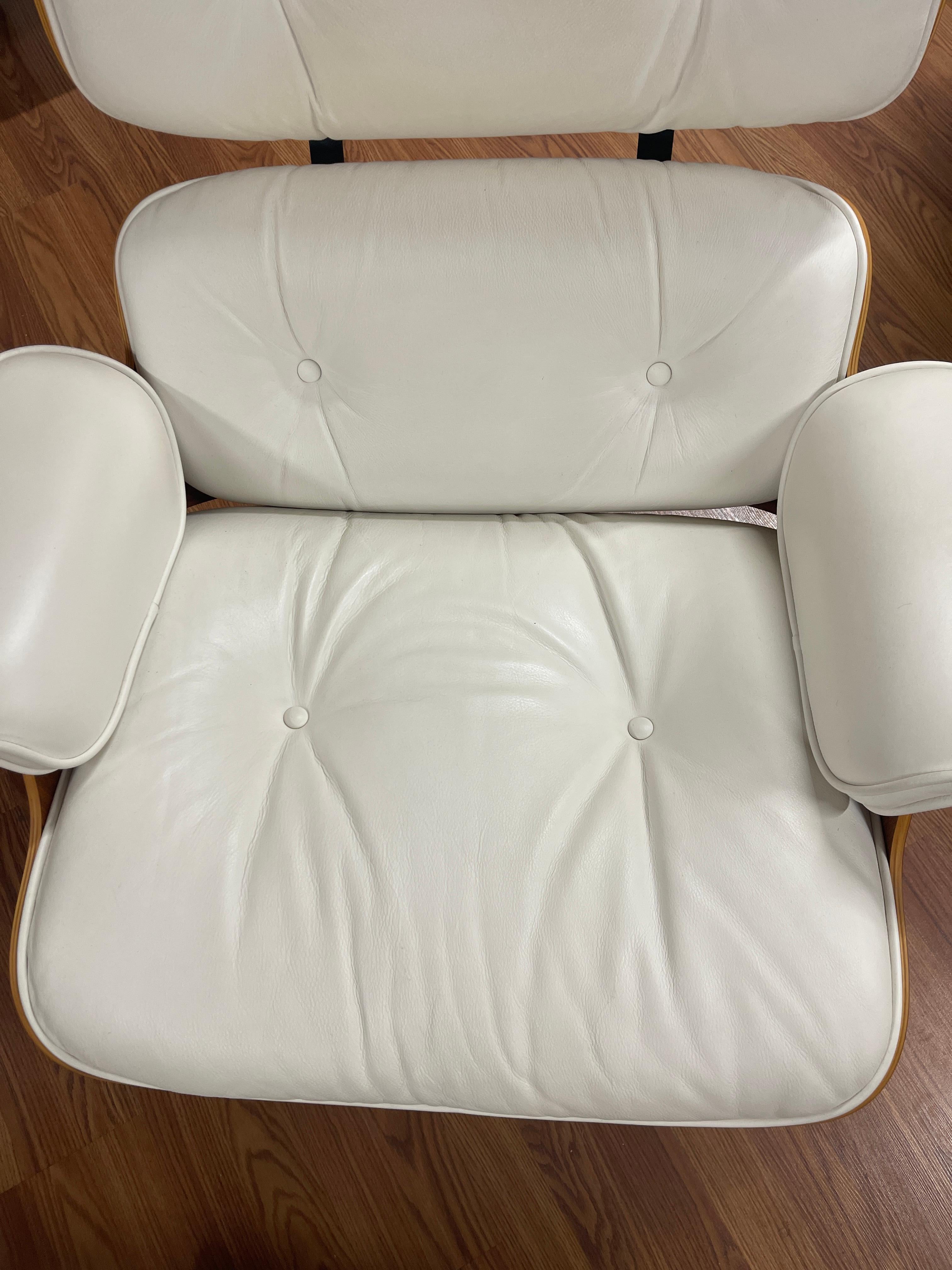 Hand-Crafted Herman Miller Ivory Leather Eames Lounge Chair and Ottoman 670/671