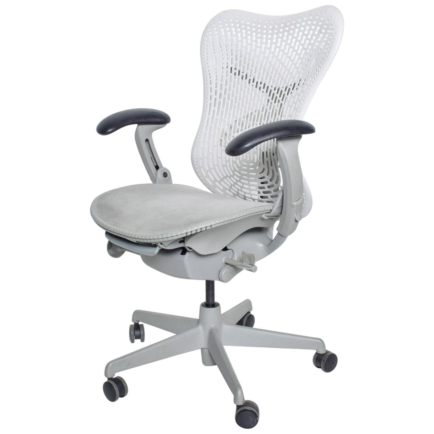 Herman Miller Mirra Chair Office Desk Home Mesh Seat Blue Back Adjustable LONDON