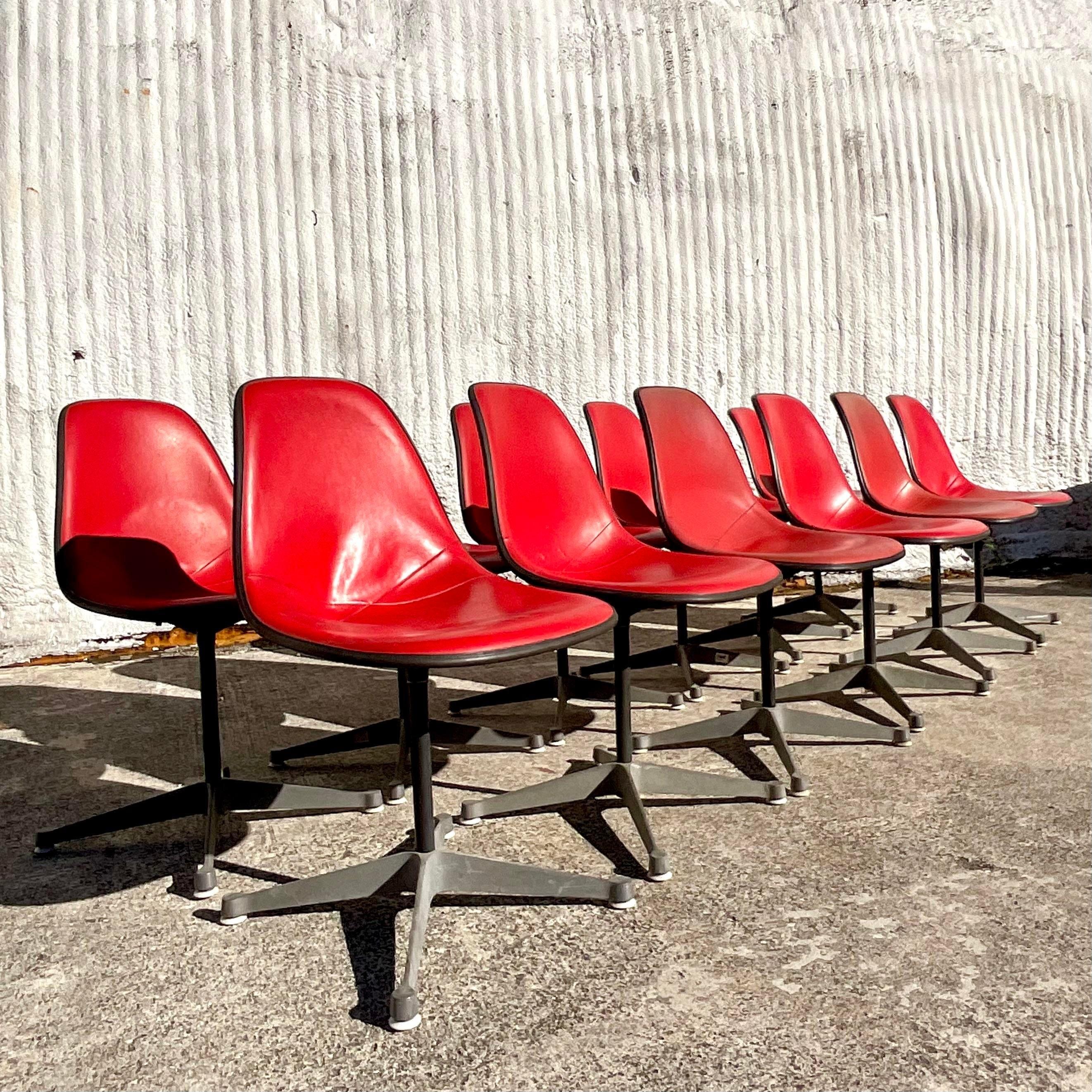 Herman Miller Molded Fiberglass Shell Chair - Set of 12 For Sale 4