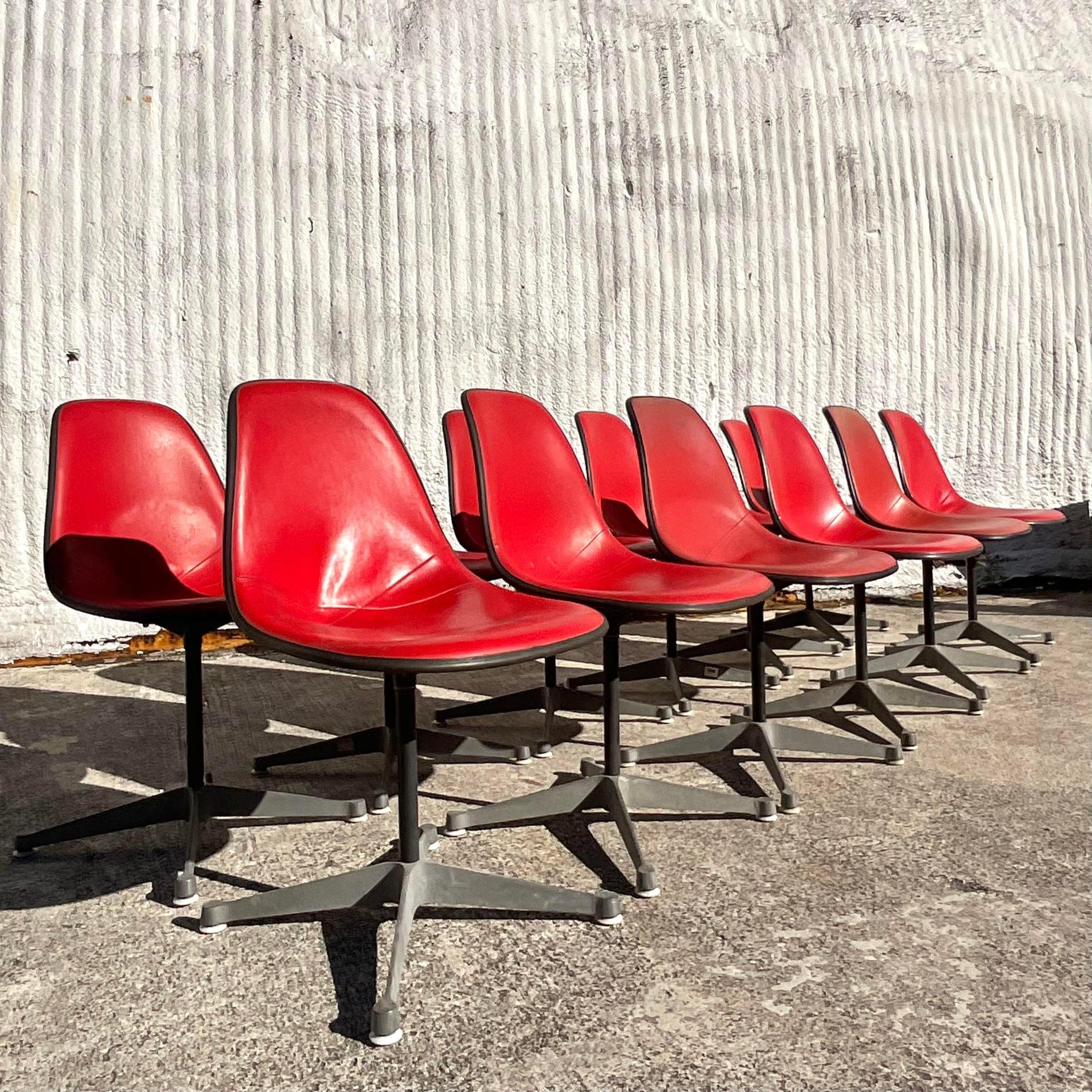 Herman Miller Molded Fiberglass Shell Chair - Set of 12 For Sale 6
