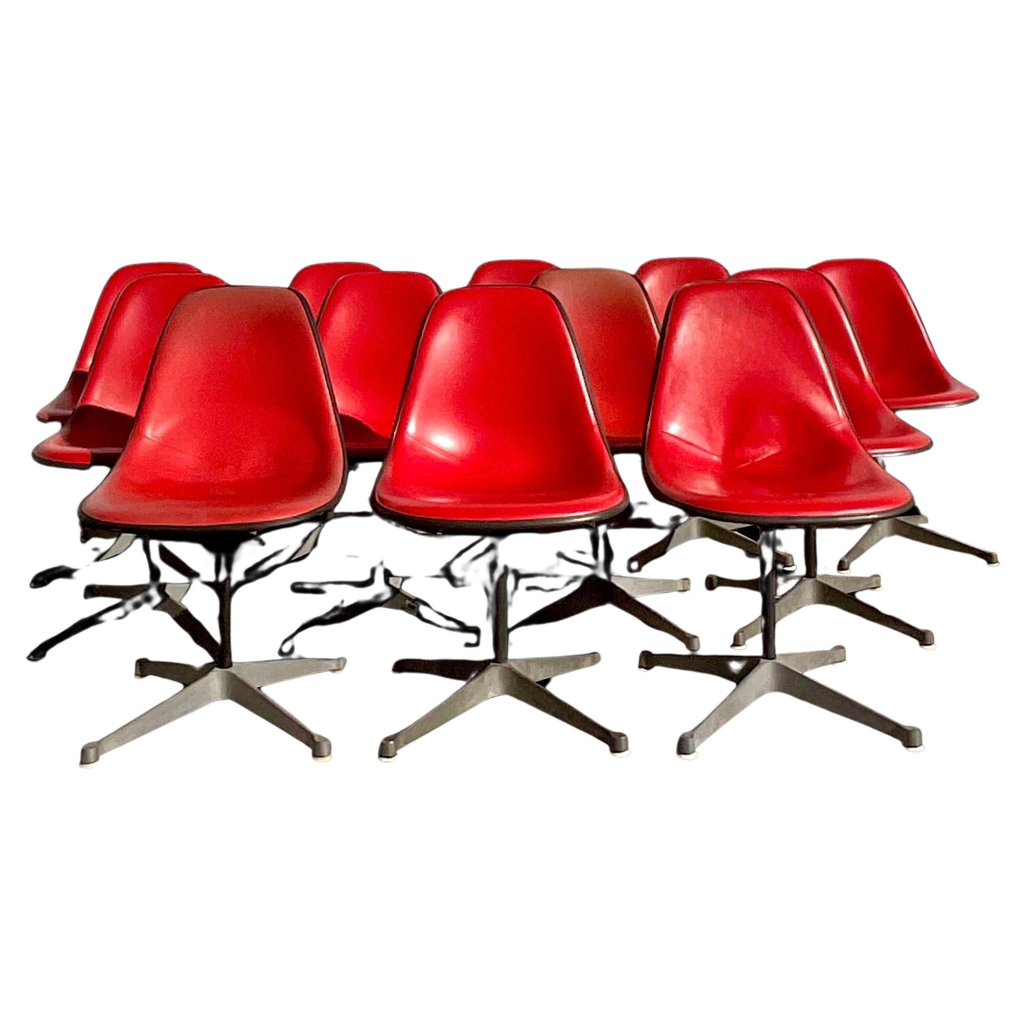 Herman Miller Schalenstuhl aus geformtem Glasfasergewebe - 12er-Set im Angebot