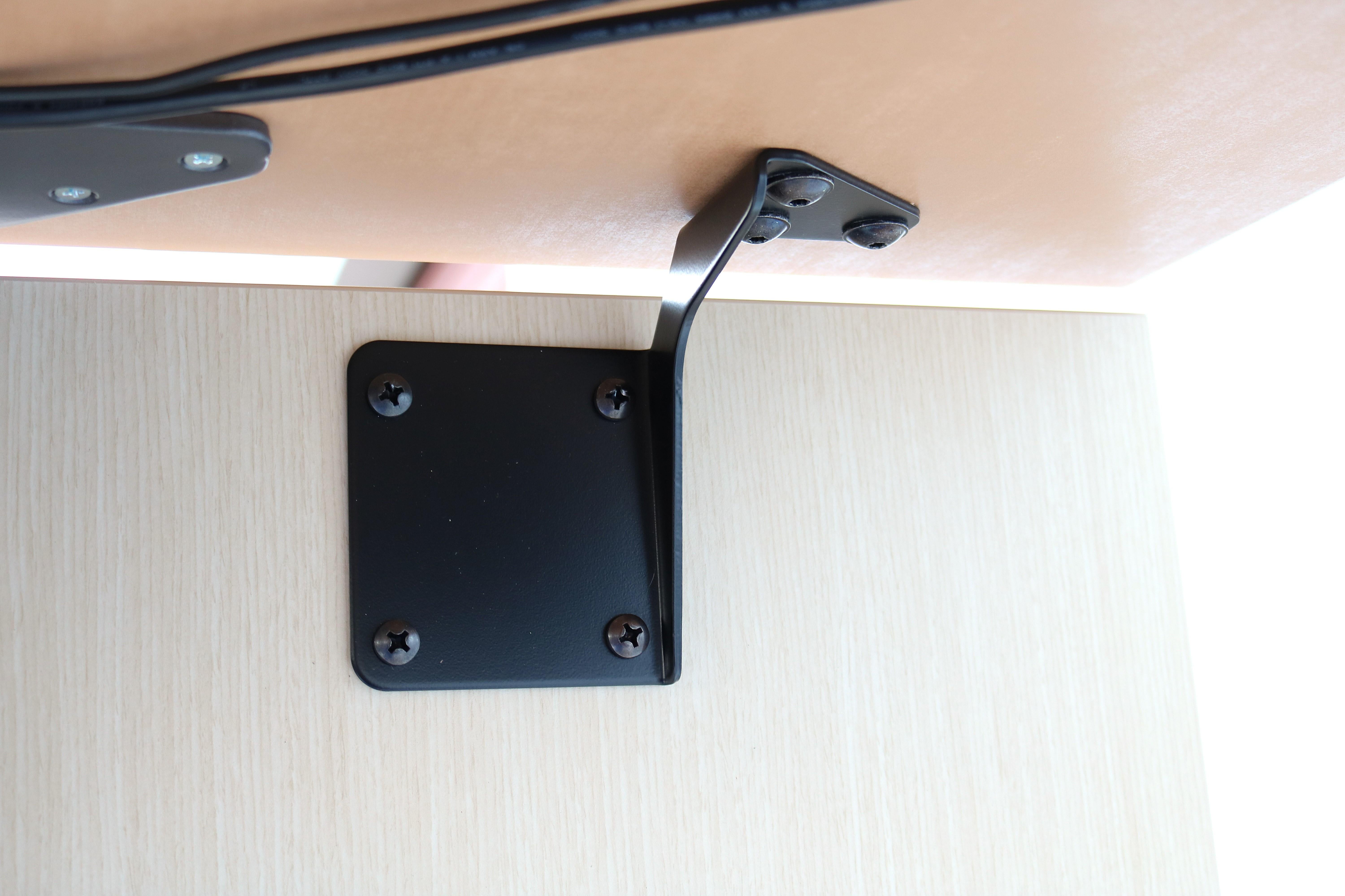 Bureau de table rectangulaire assis-debout électrique à hauteur réglable Herman Miller en vente 8