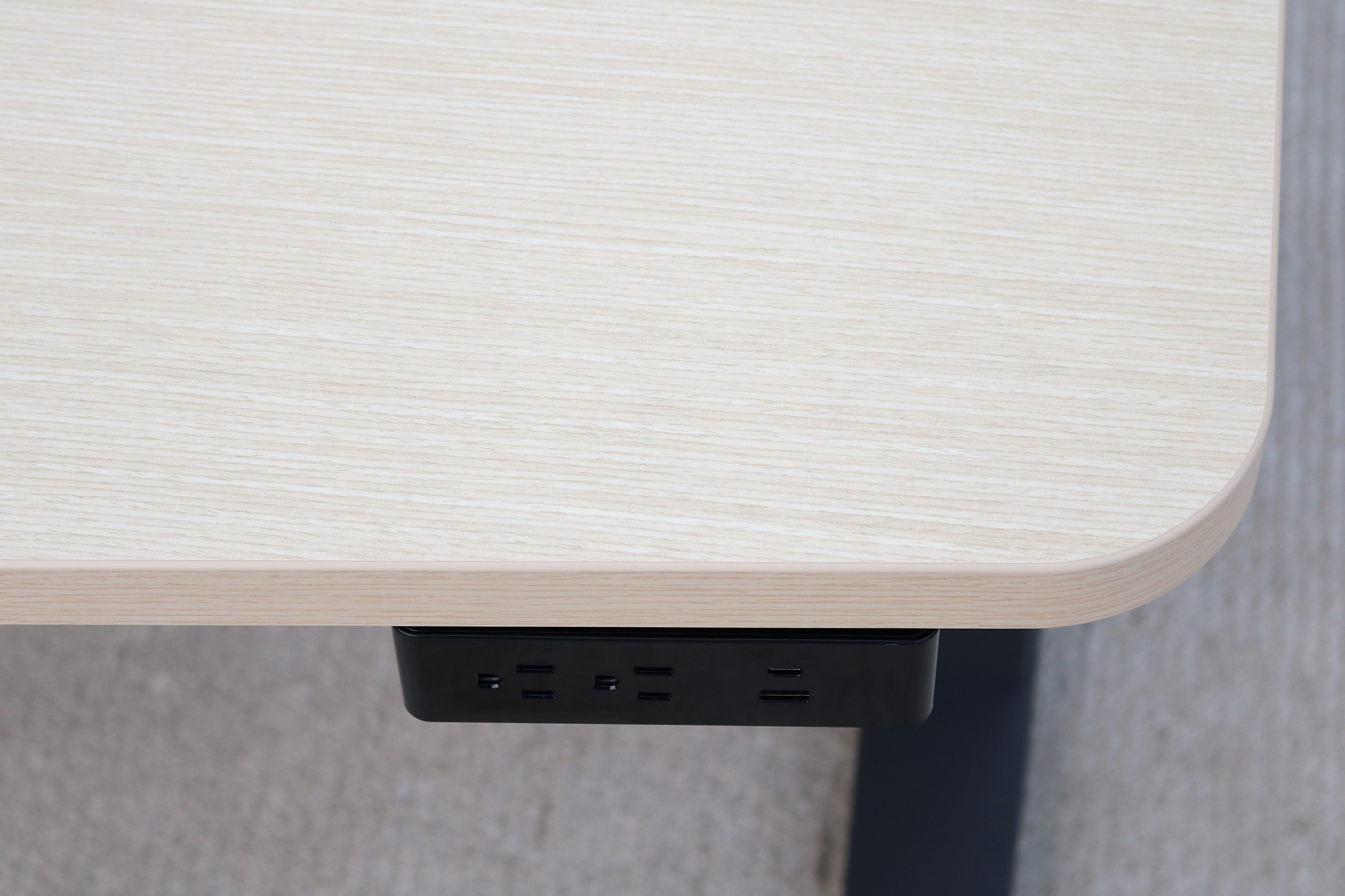 Bureau de table rectangulaire assis-debout électrique à hauteur réglable Herman Miller en vente 10