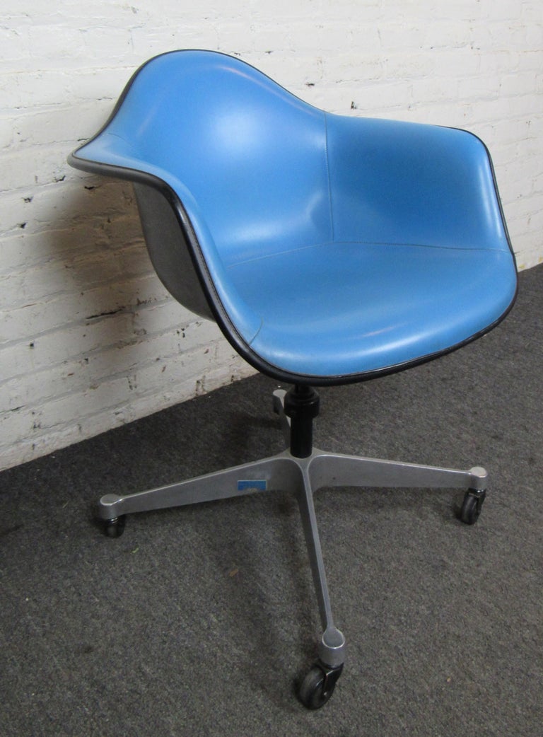 Herman Miller Office Chair For Sale at 1stDibs