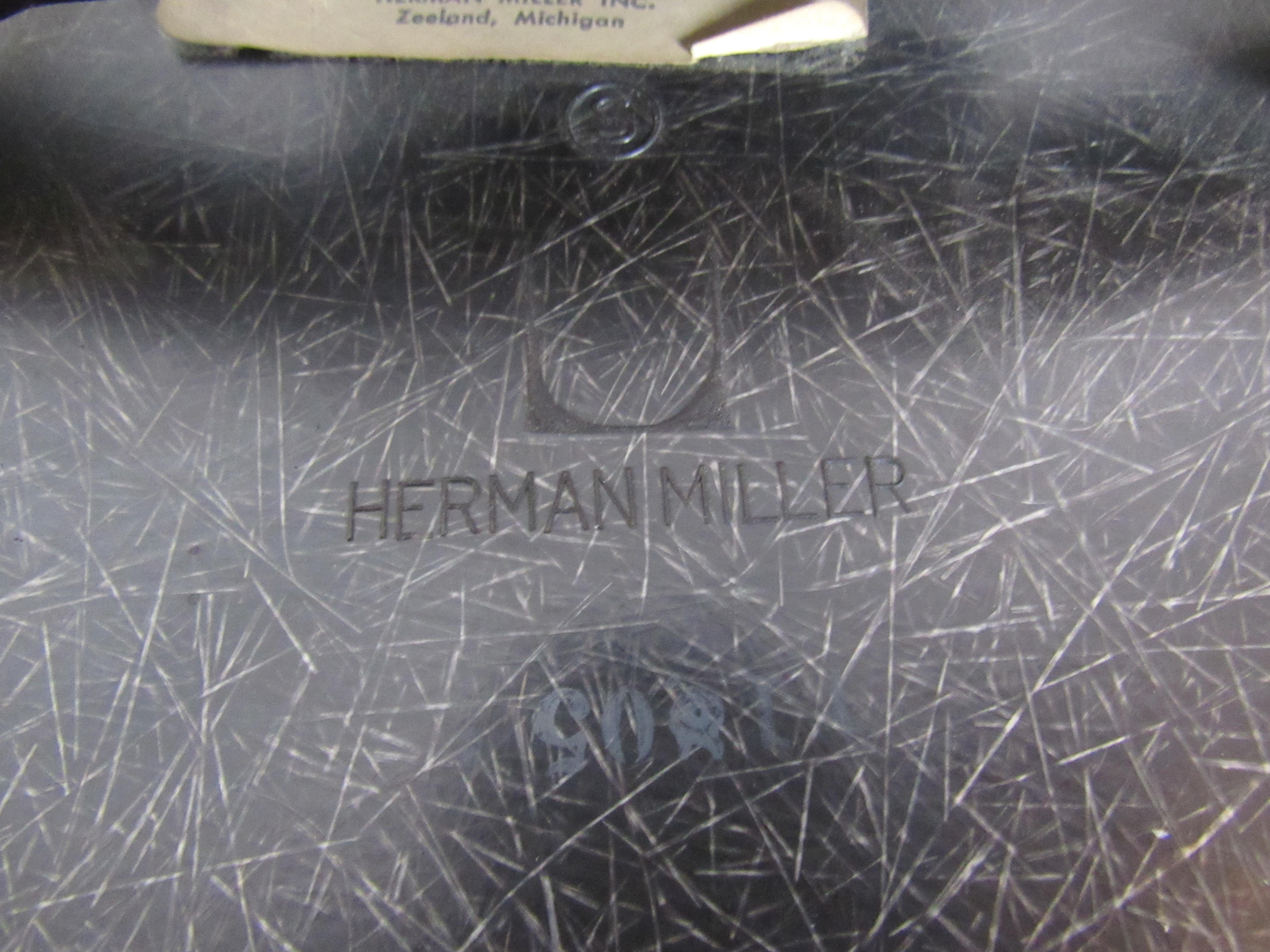 Herman Miller Office Chair In Good Condition In Brooklyn, NY